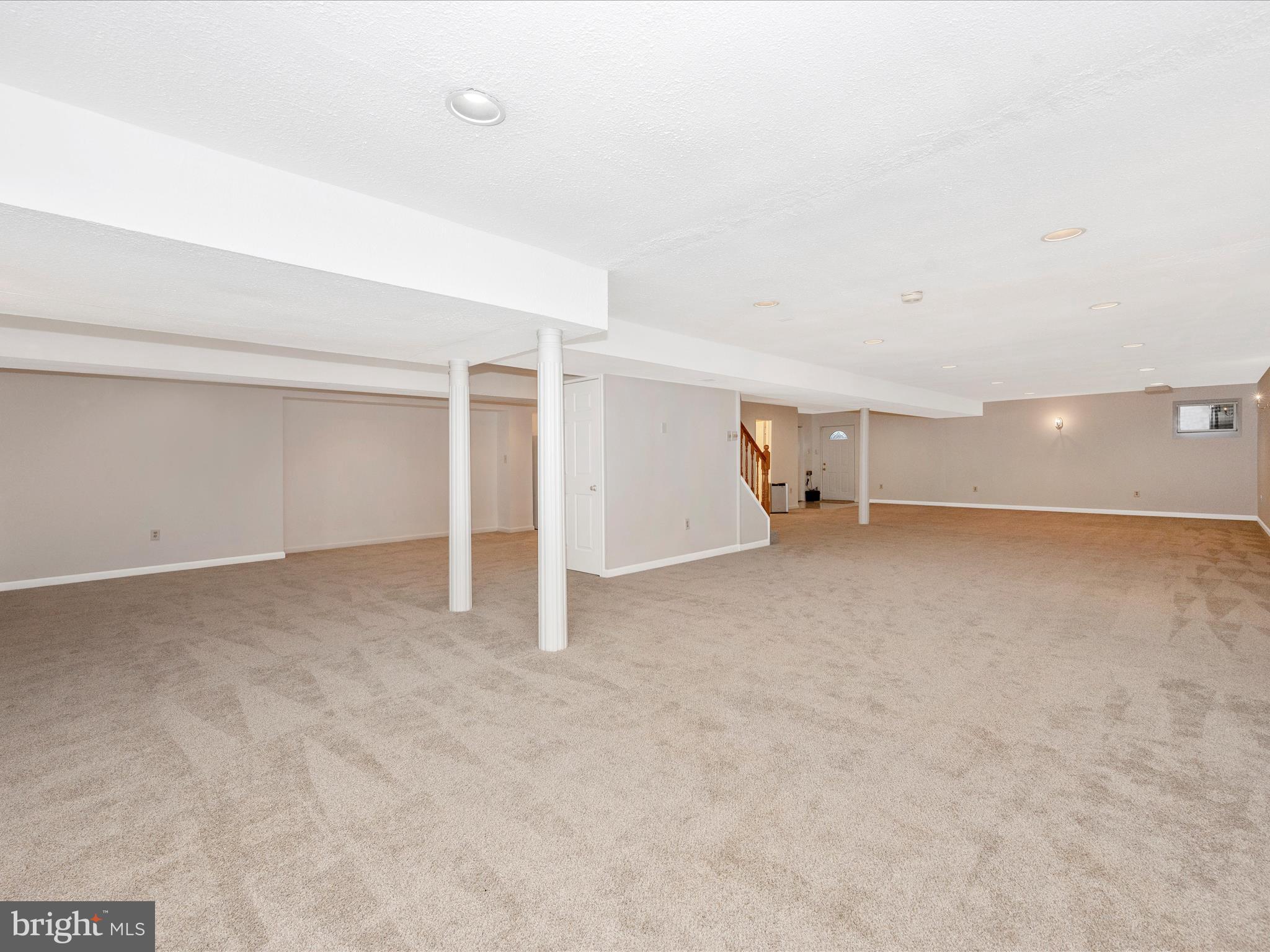 RIVER OAKS FARM - Residential Lease