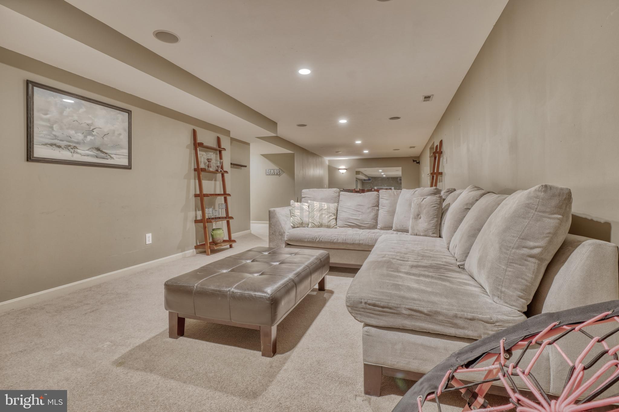 WHITE MARSH - Residential