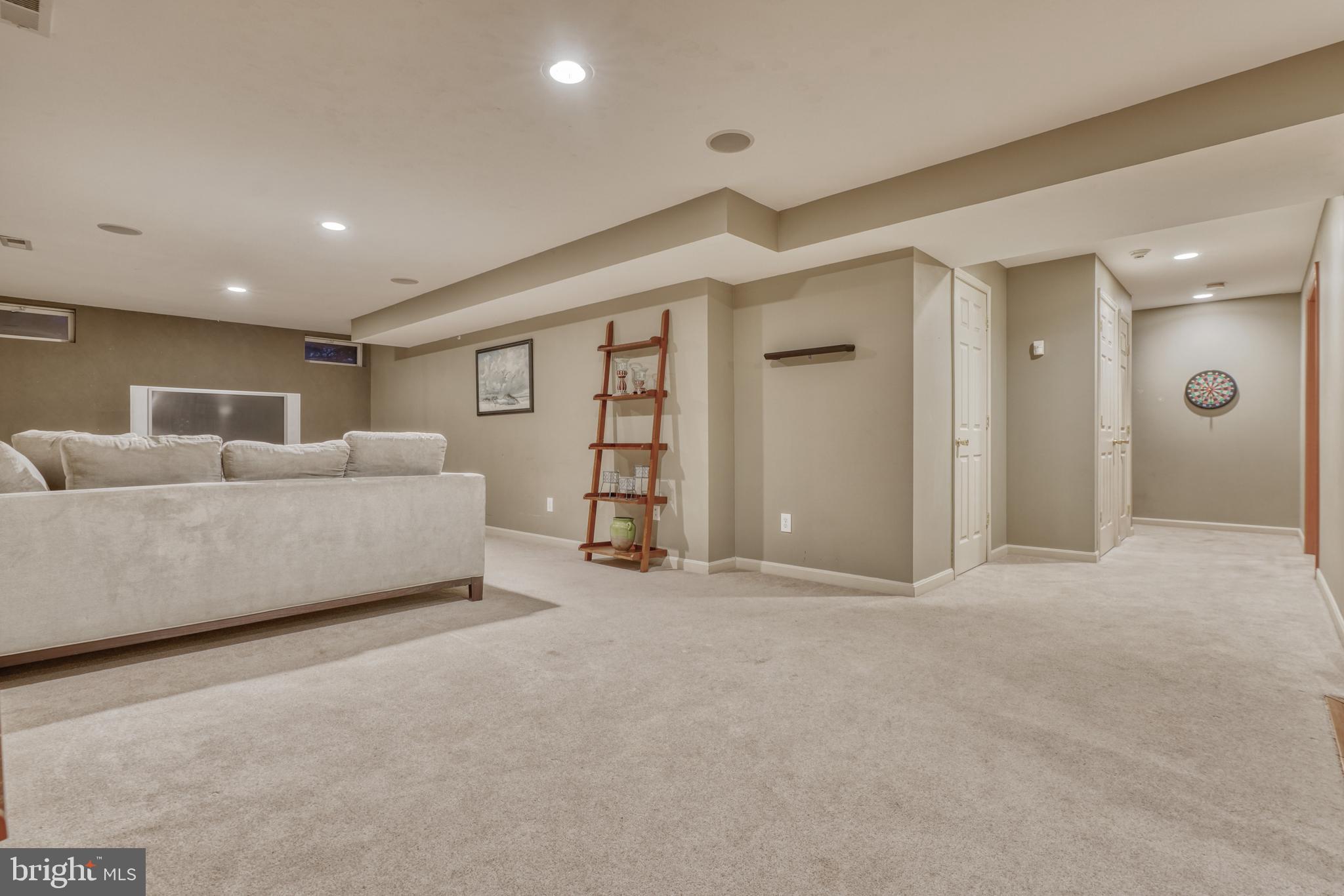 WHITE MARSH - Residential