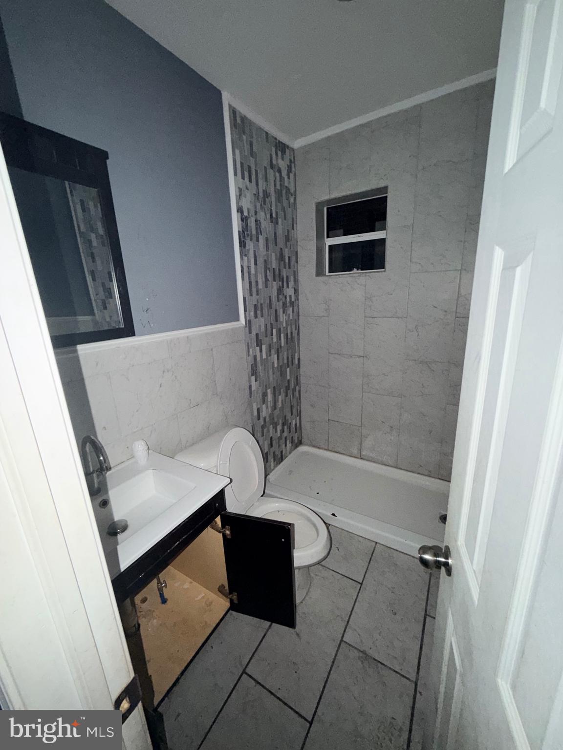 PHILADELPHIA (SOUTHWEST) - Residential