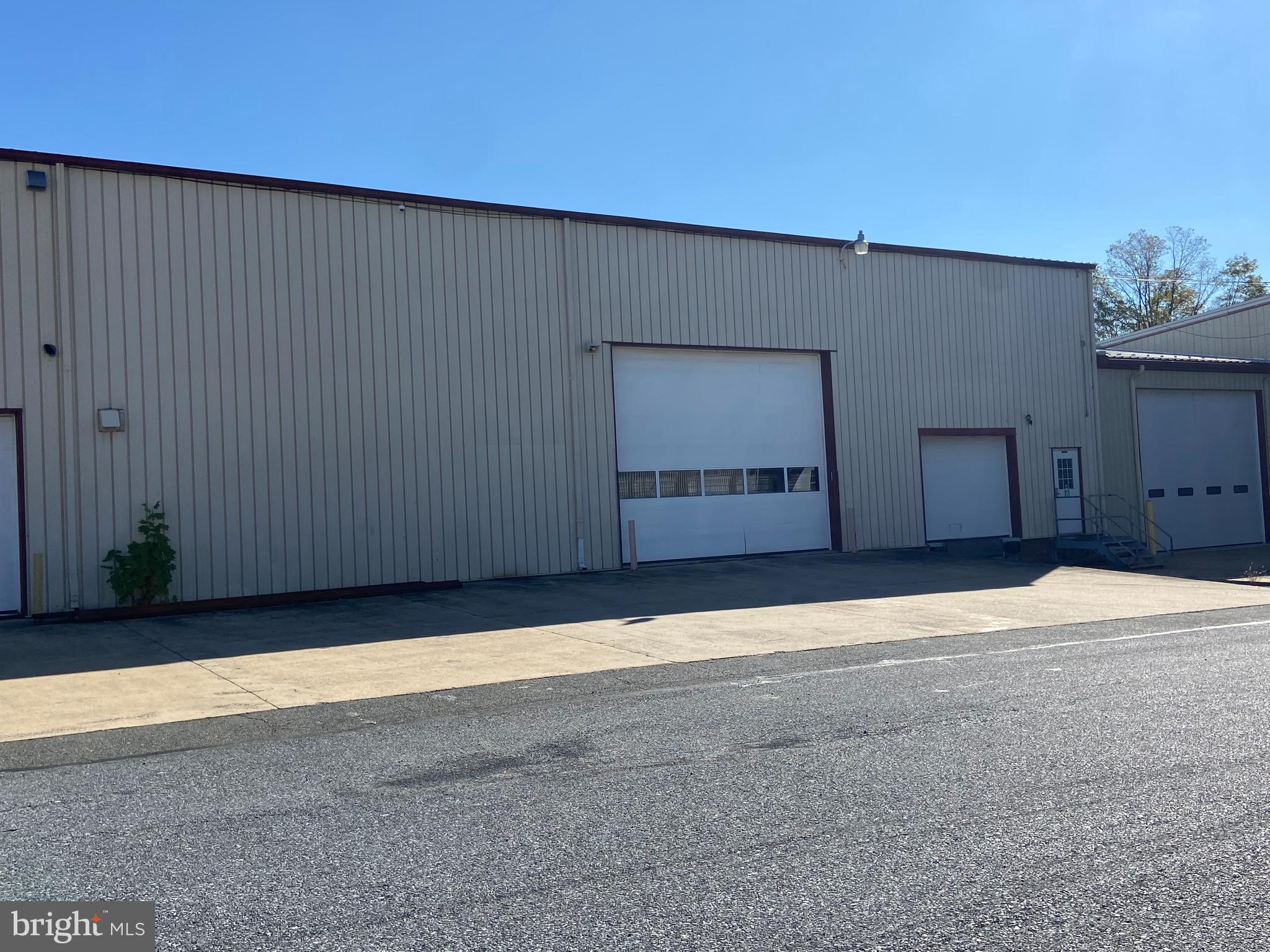 76 W MAIN STREET