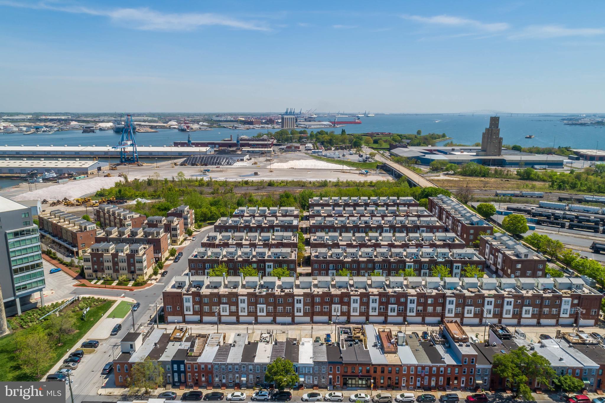 LOCUST POINT - Residential