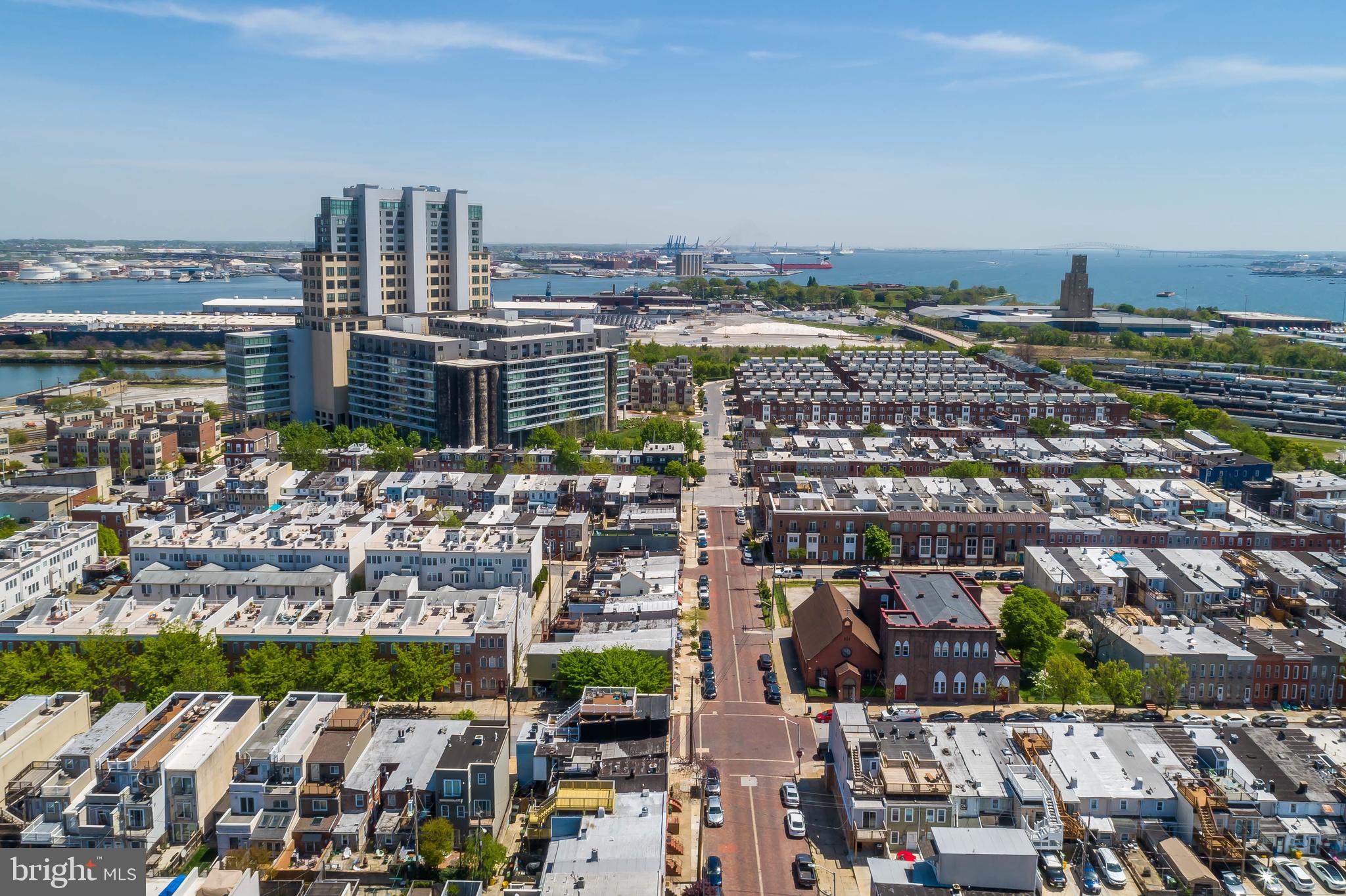 LOCUST POINT - Residential