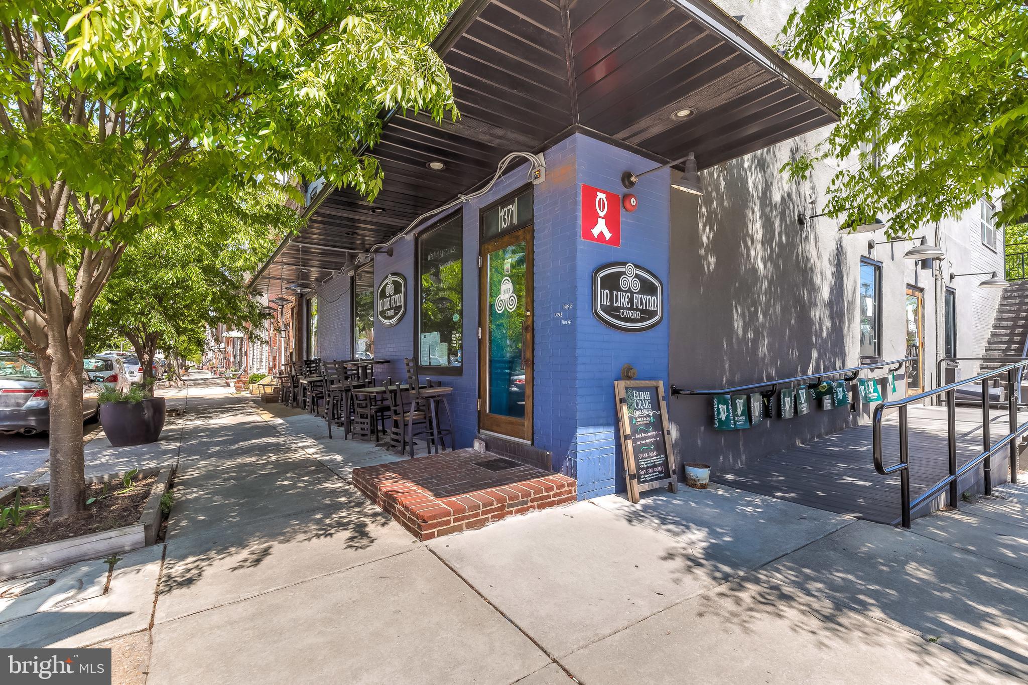 LOCUST POINT - Residential