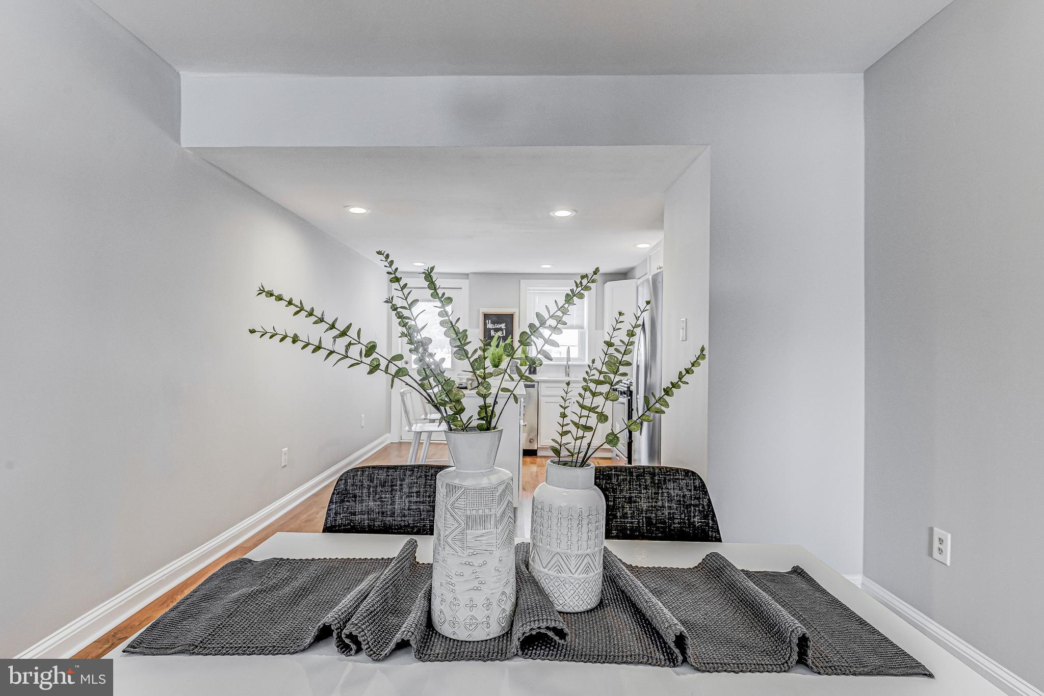 LOCUST POINT - Residential