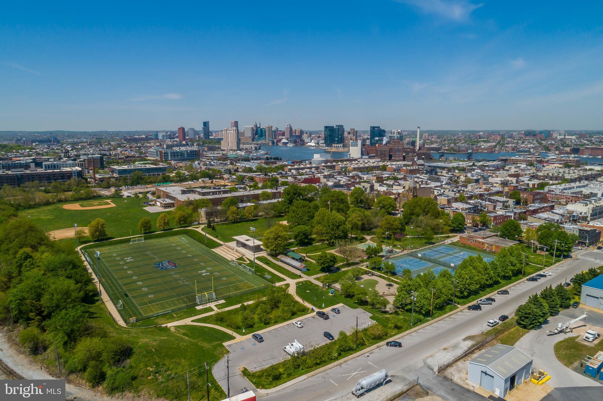 LOCUST POINT - Residential