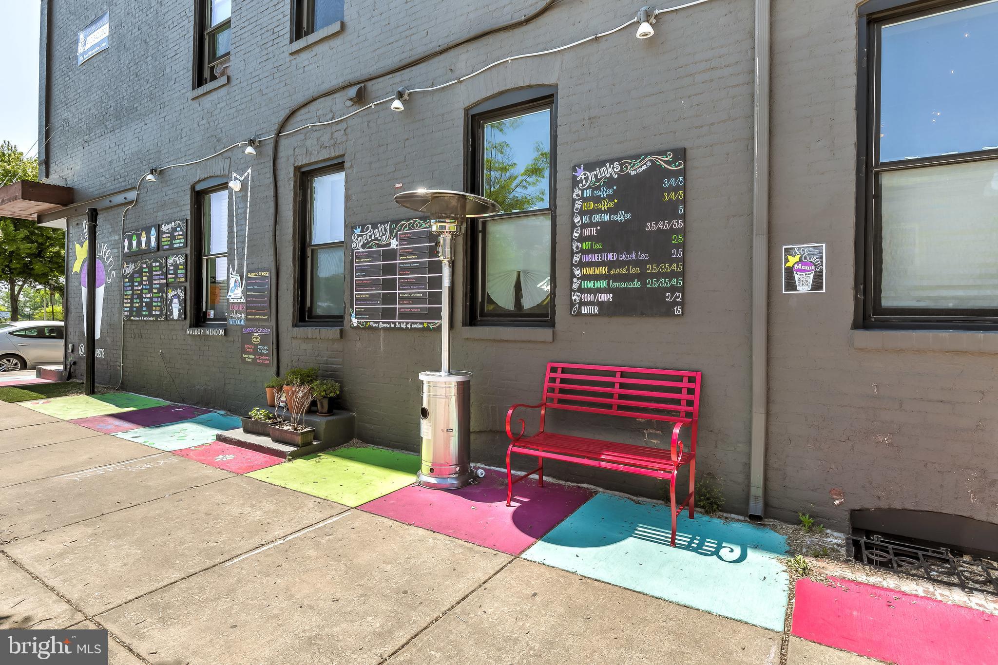 LOCUST POINT - Residential