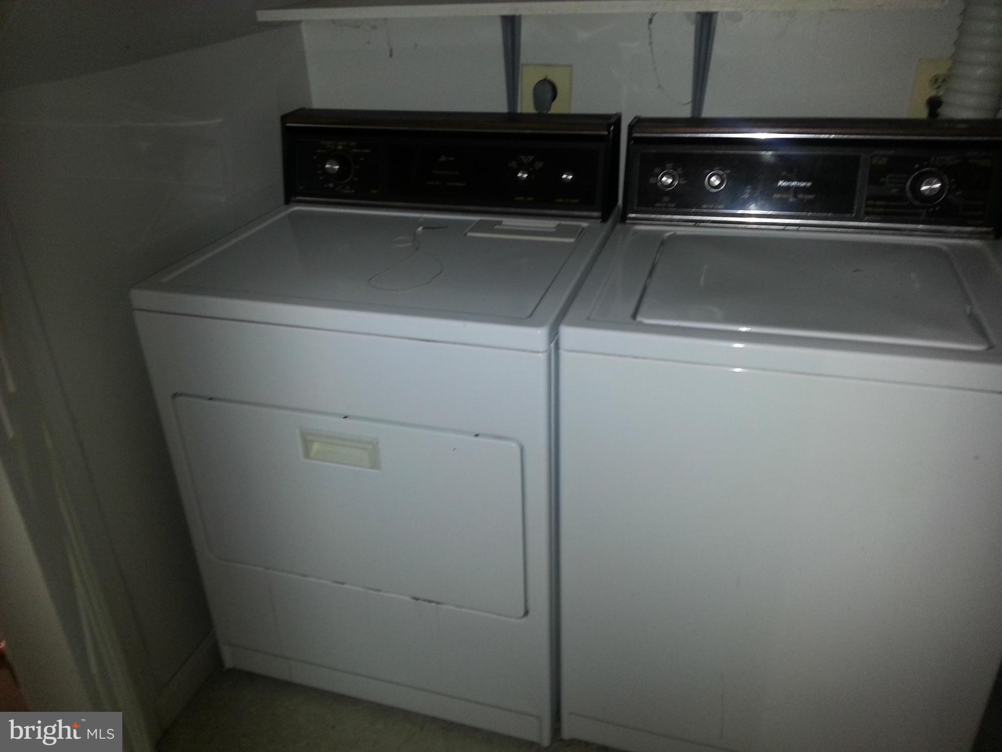 TANGLEWOOD - Residential Lease