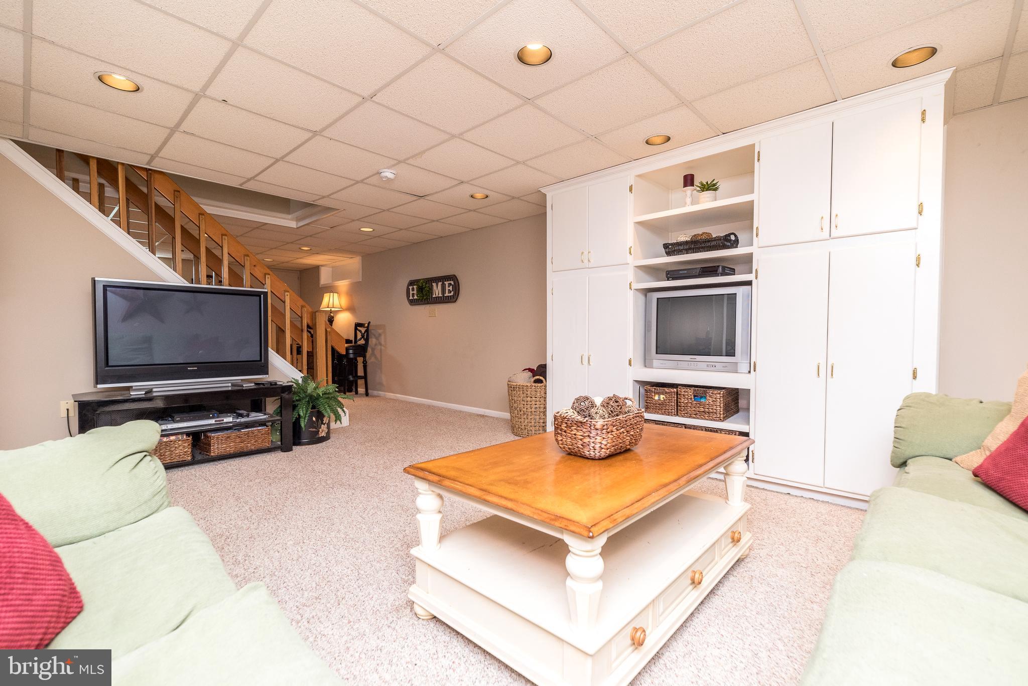 GRISTMILL RUN - Residential