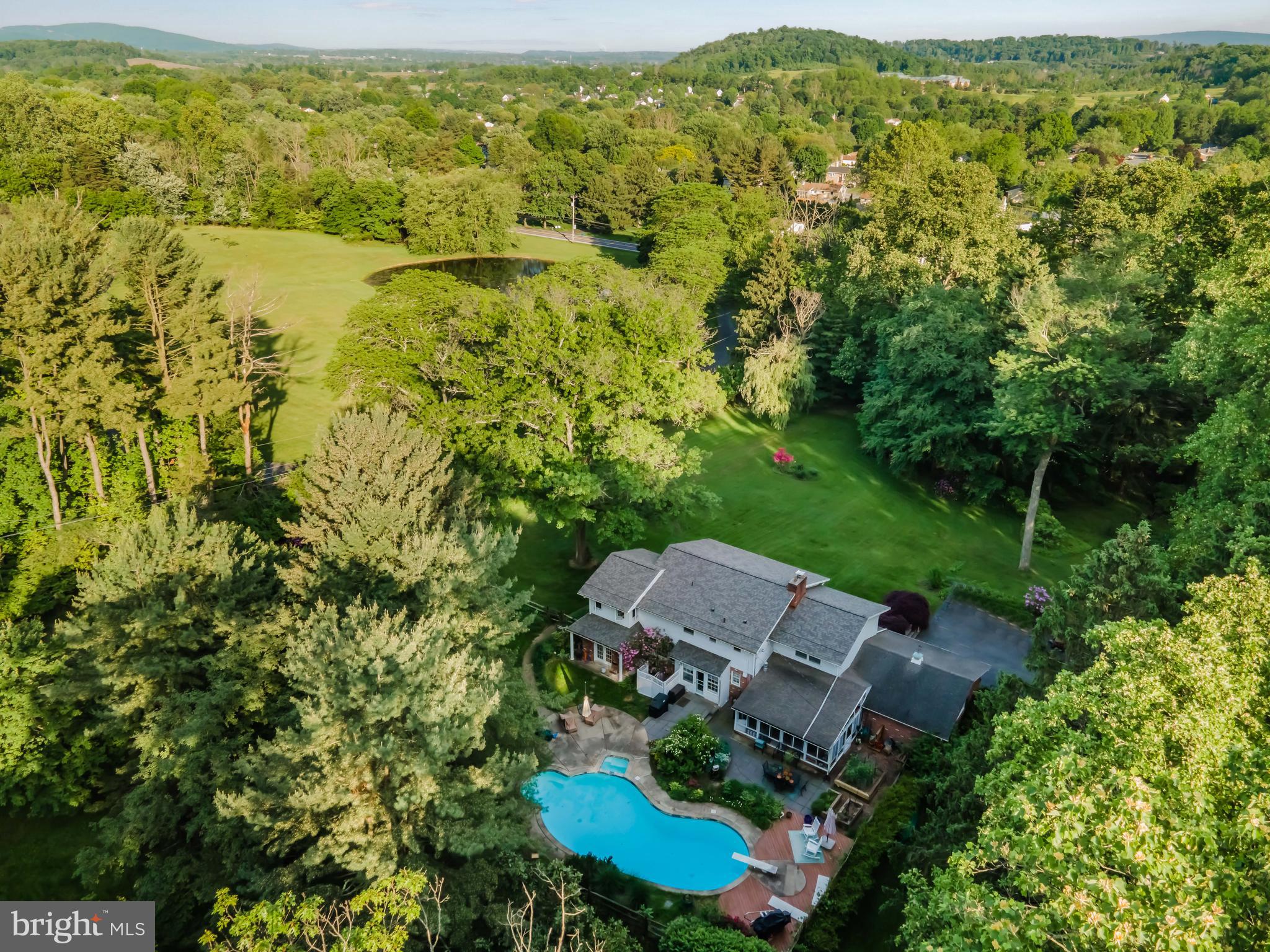 20 ACRE WOODS - Residential