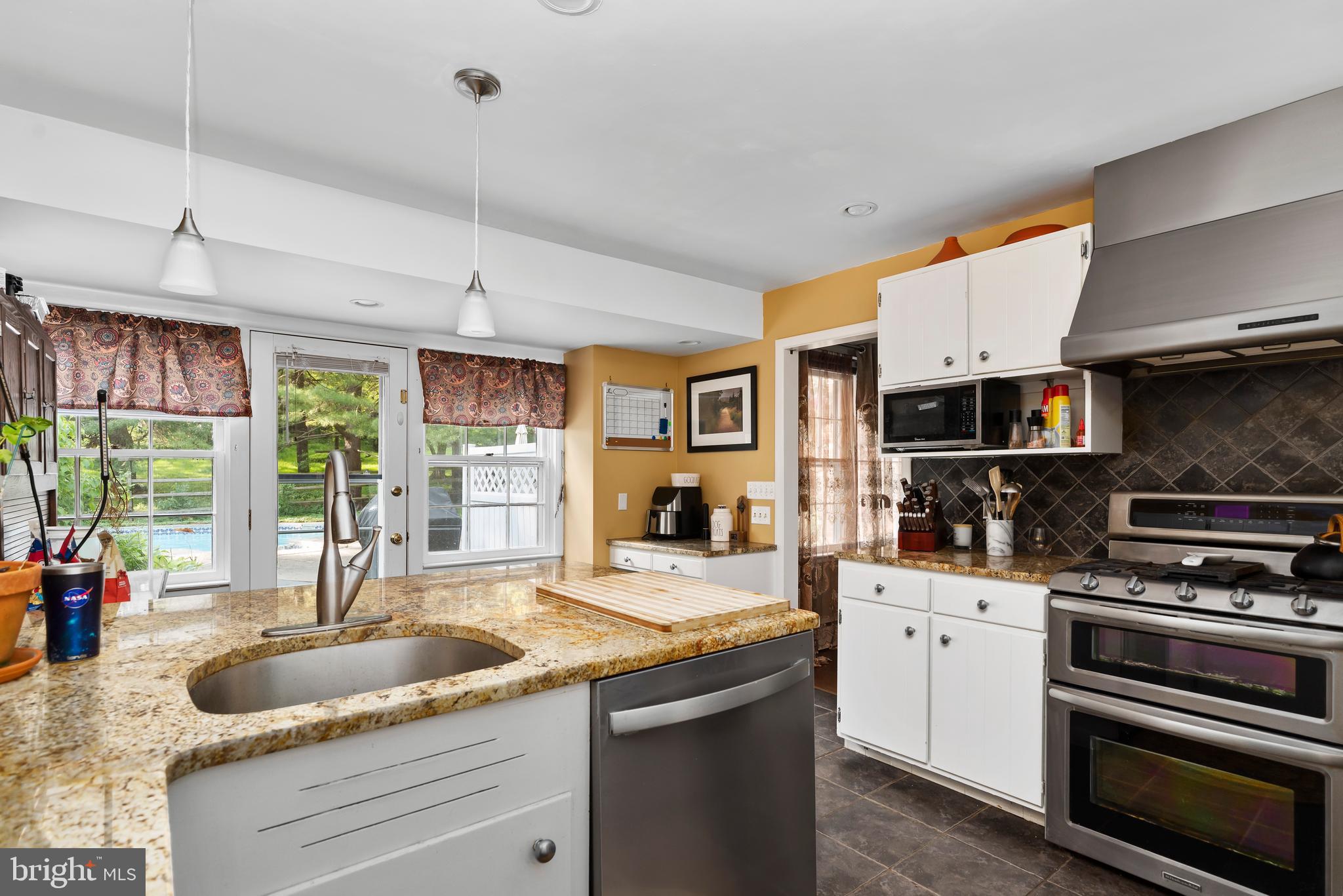 20 ACRE WOODS - Residential