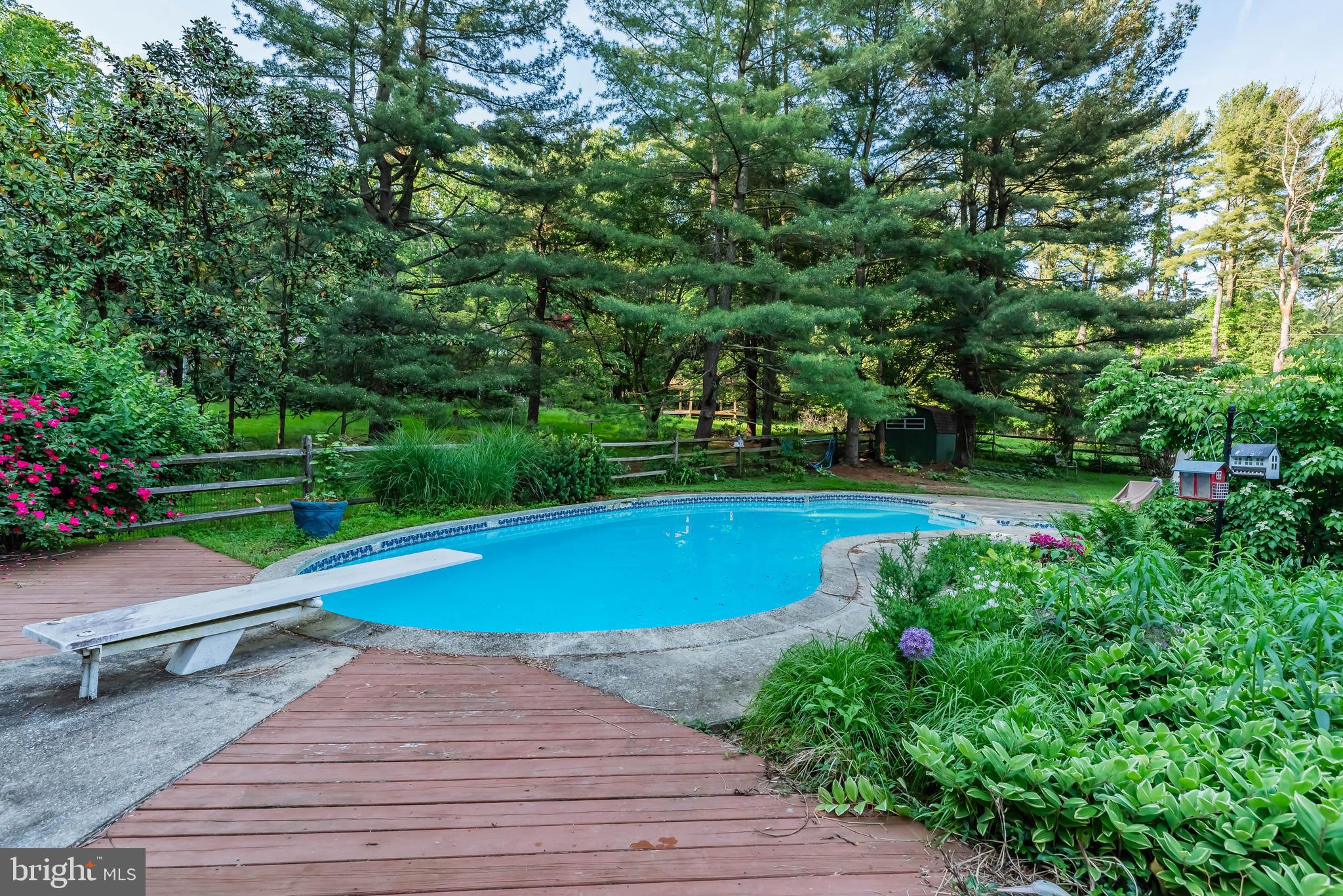 20 ACRE WOODS - Residential