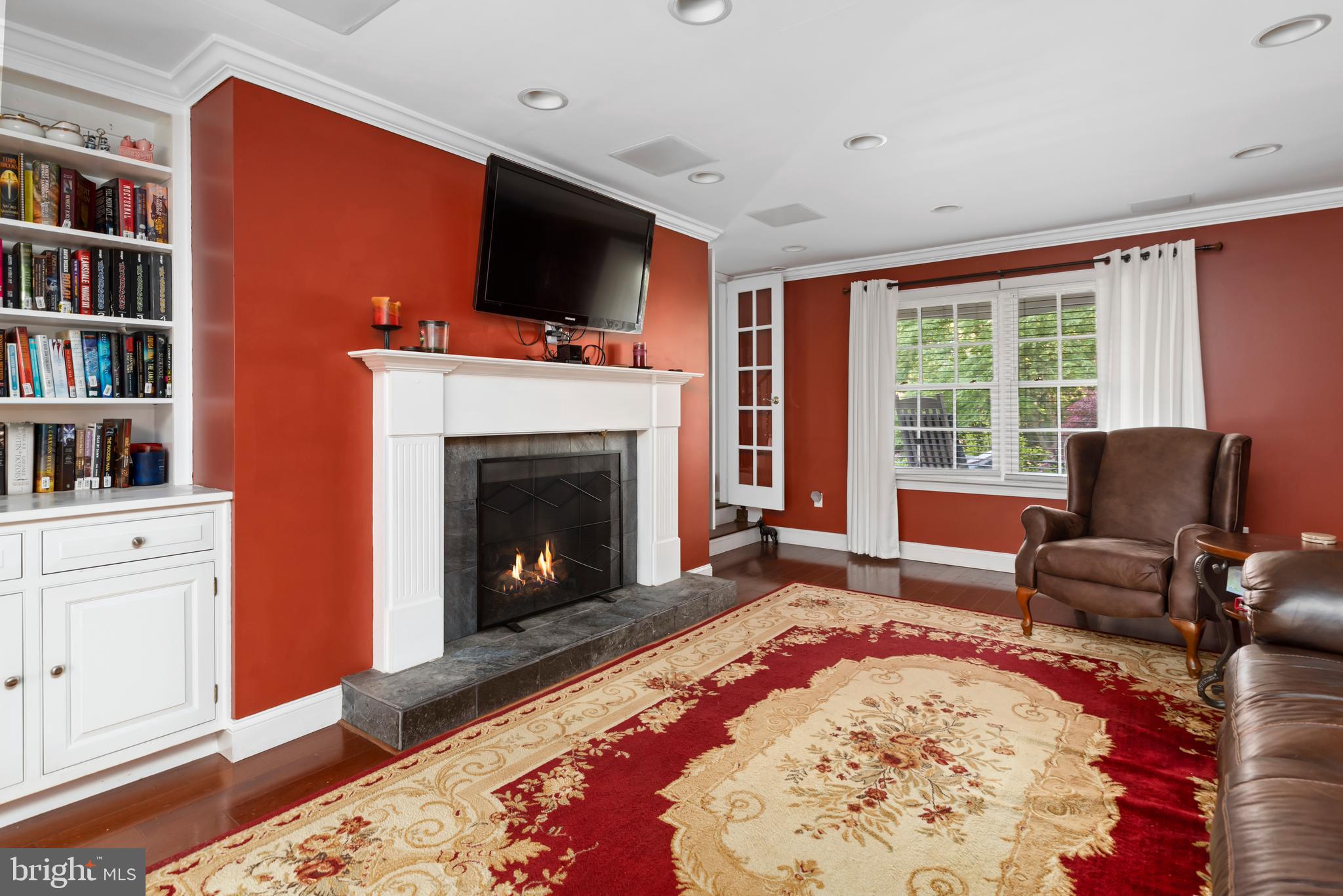 20 ACRE WOODS - Residential