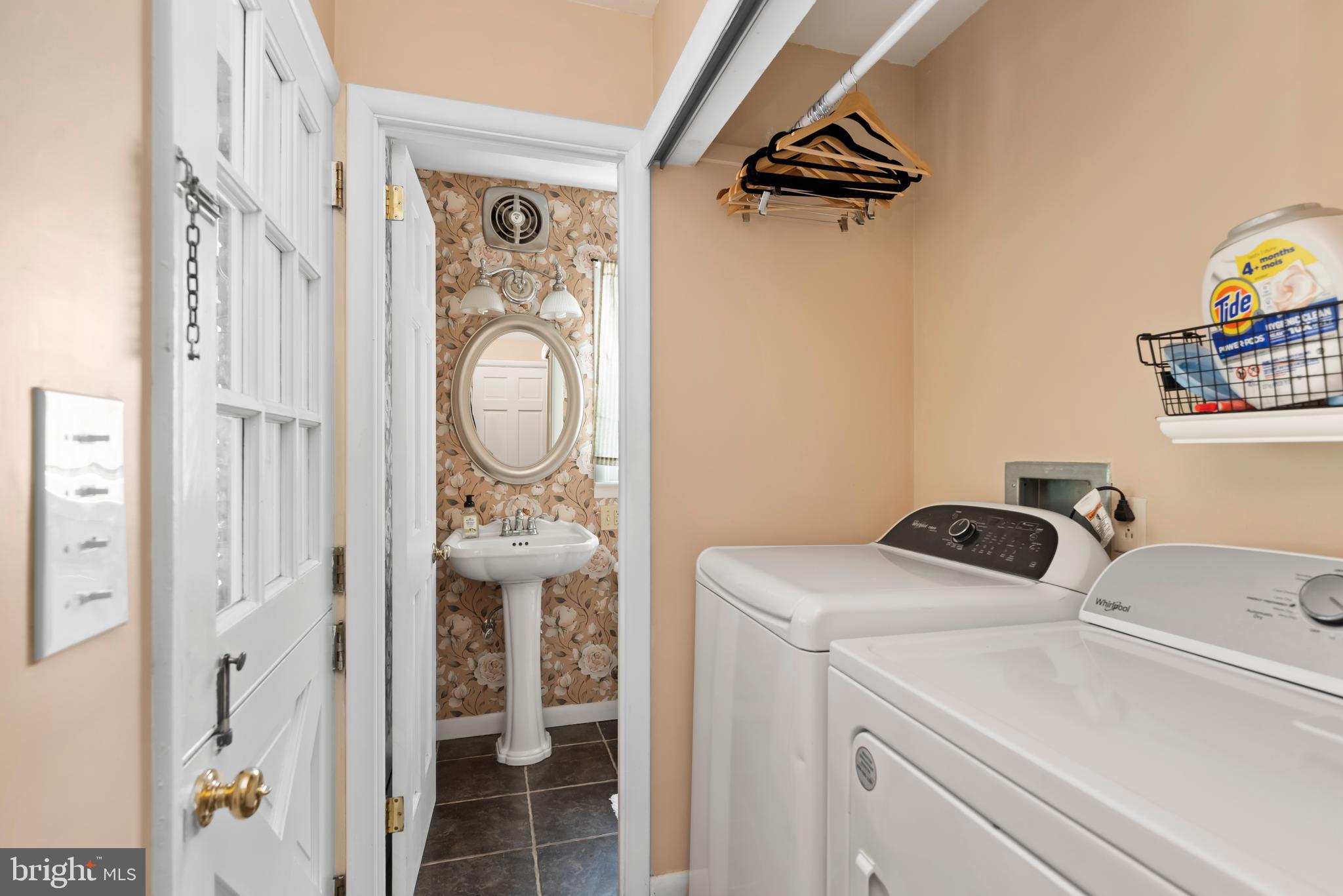 20 ACRE WOODS - Residential