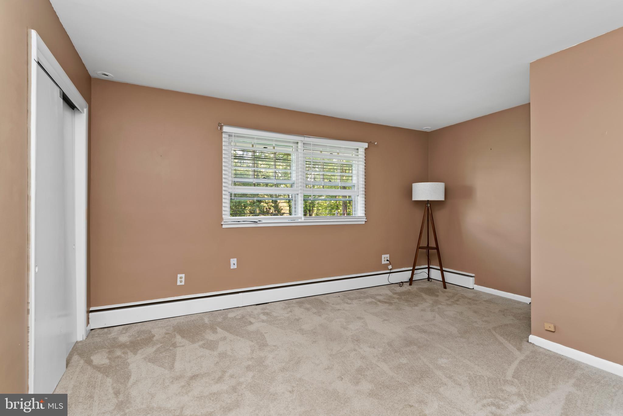 20 ACRE WOODS - Residential