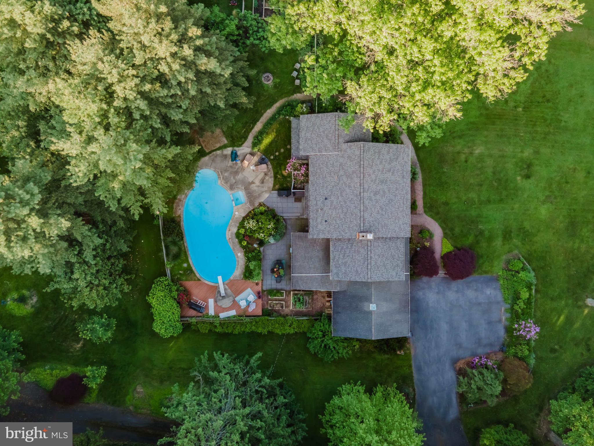 20 ACRE WOODS - Residential