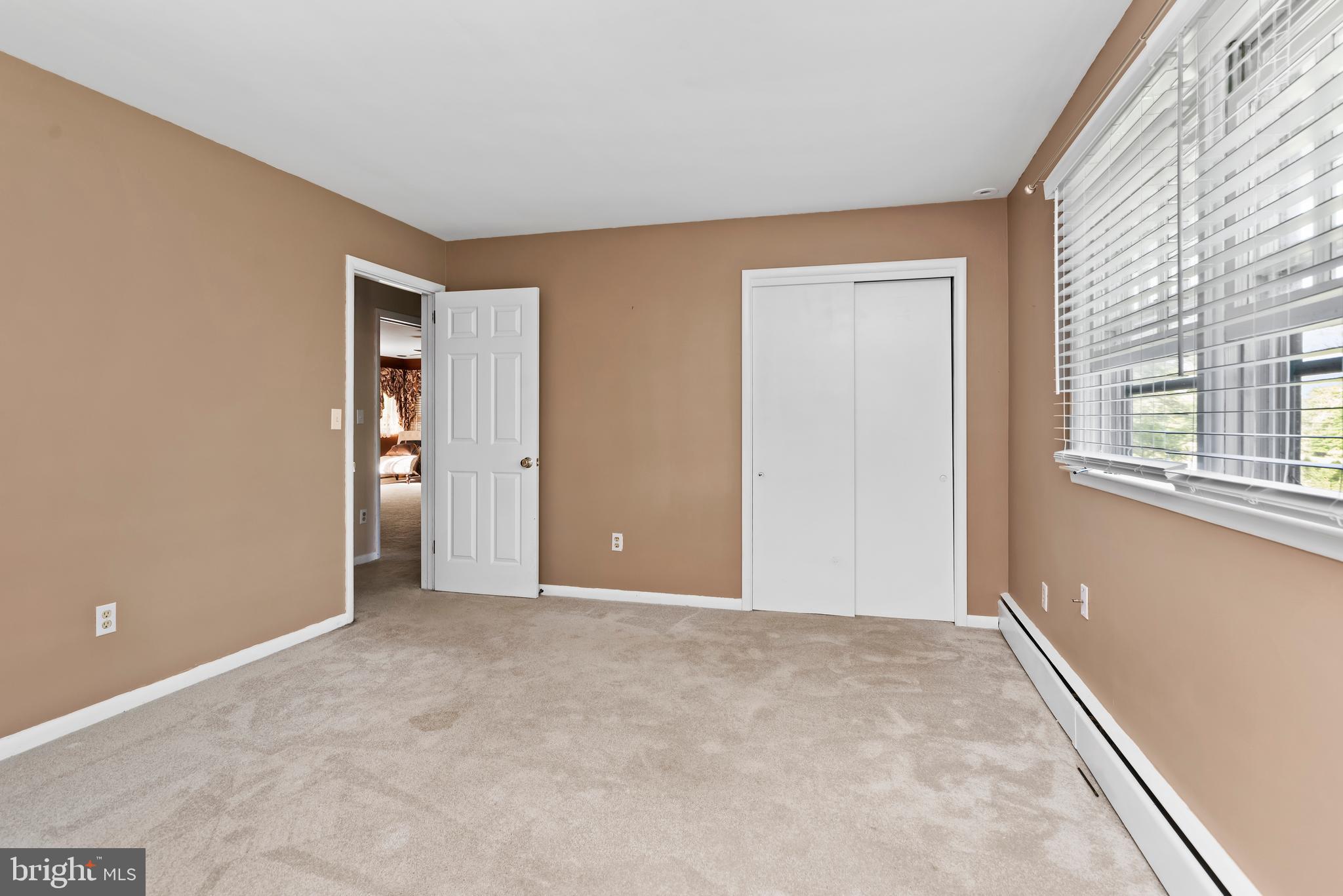 20 ACRE WOODS - Residential