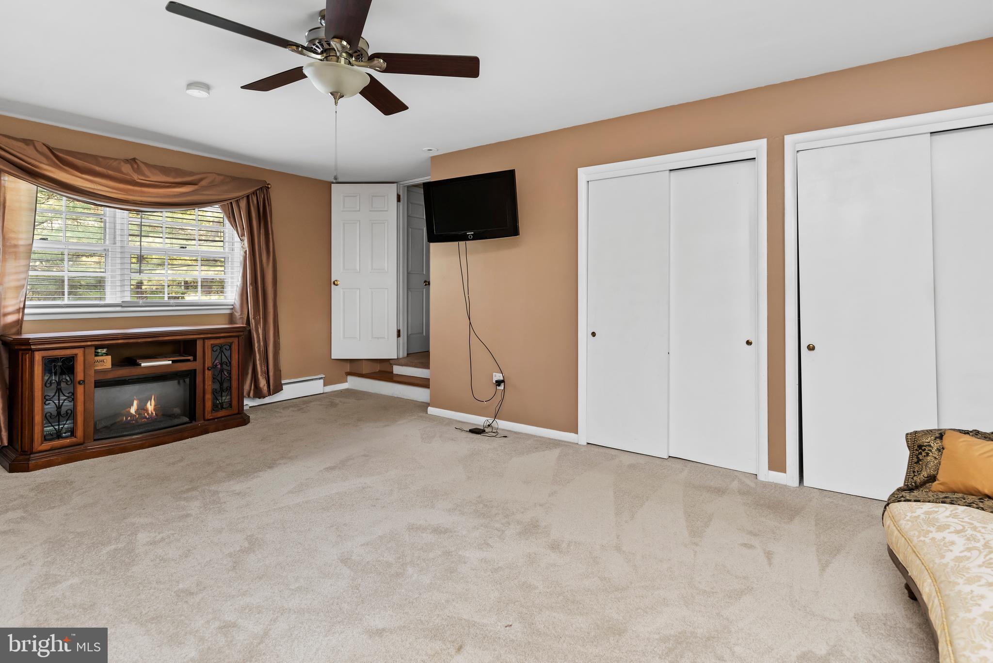 20 ACRE WOODS - Residential