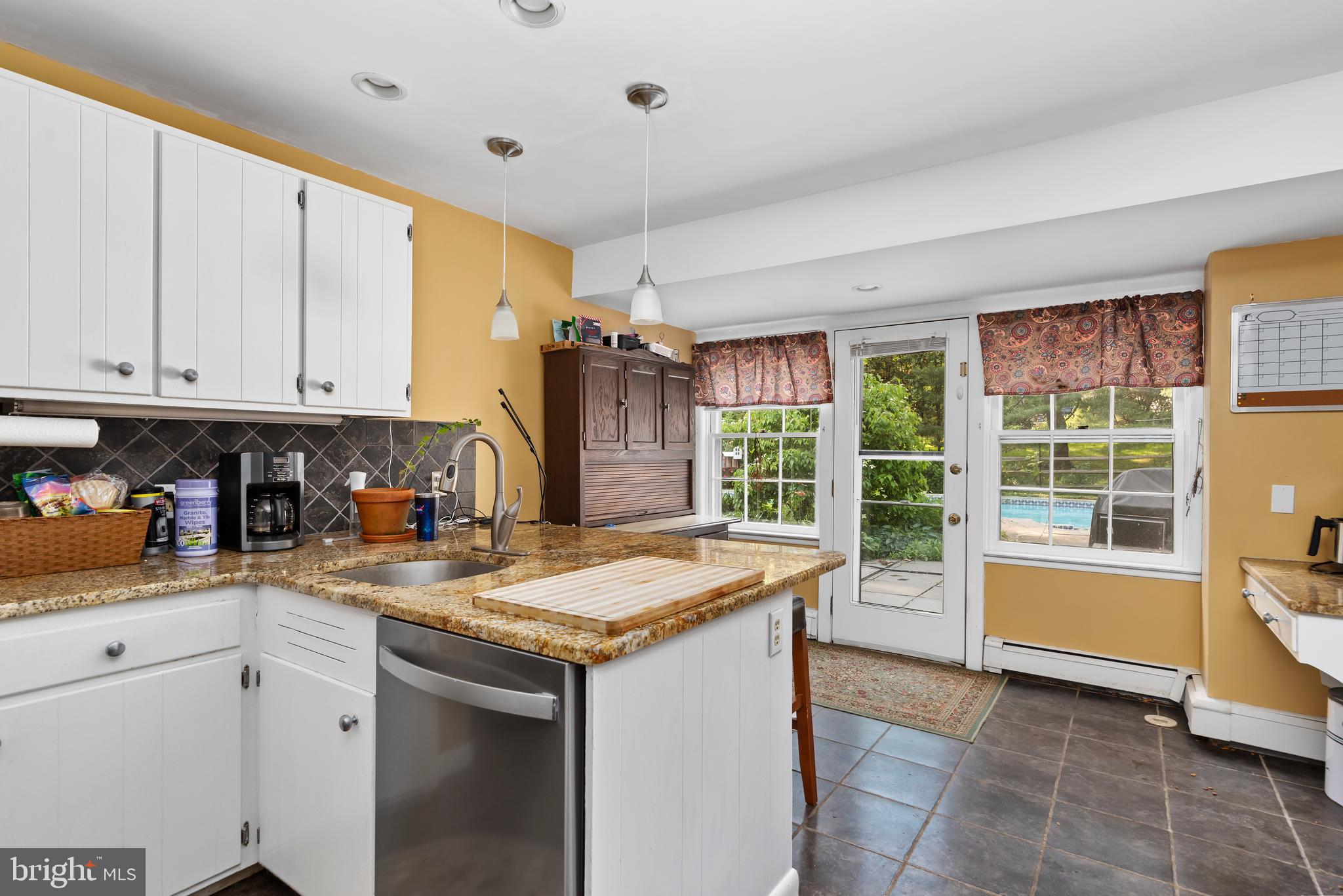 20 ACRE WOODS - Residential