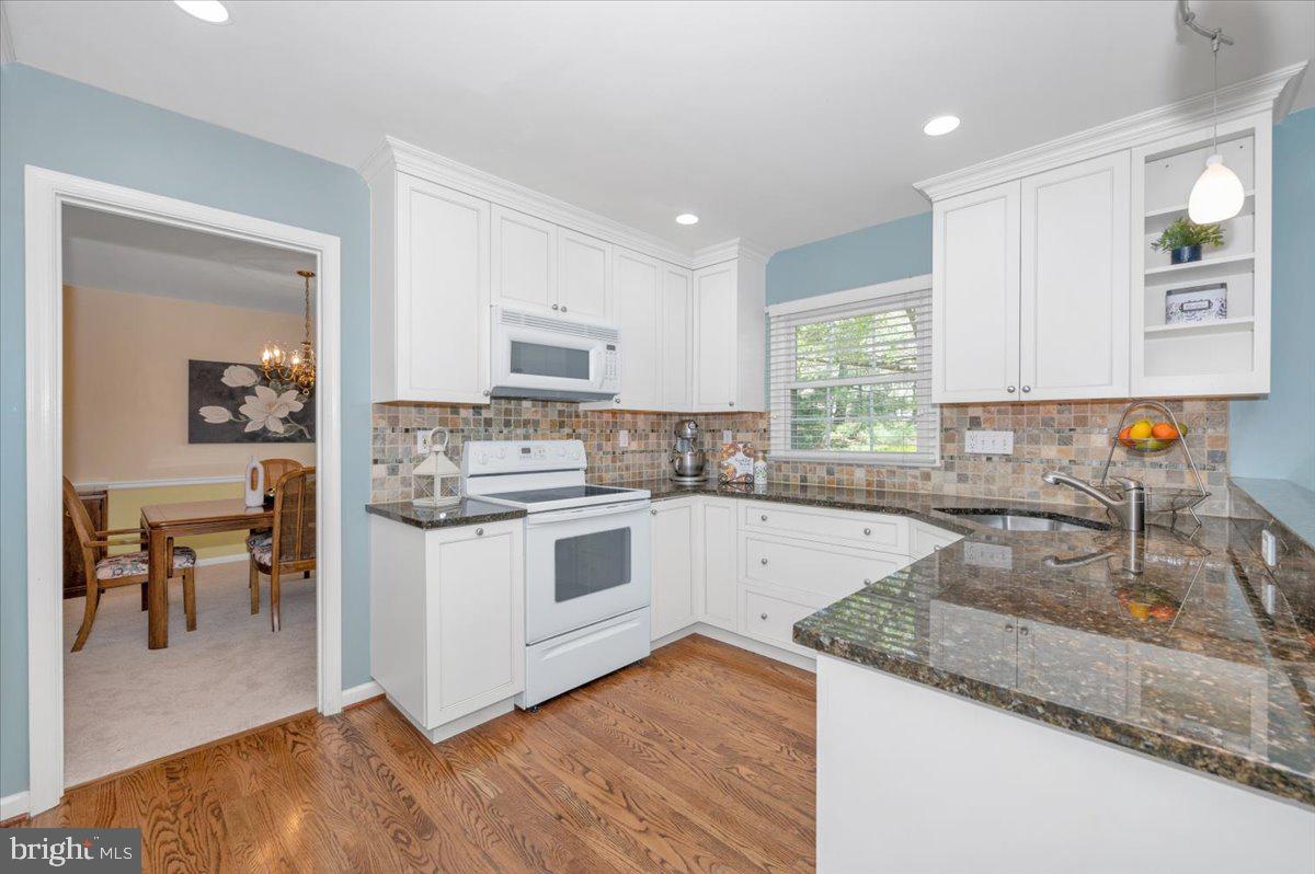 WILLIAMS RANGE - Residential