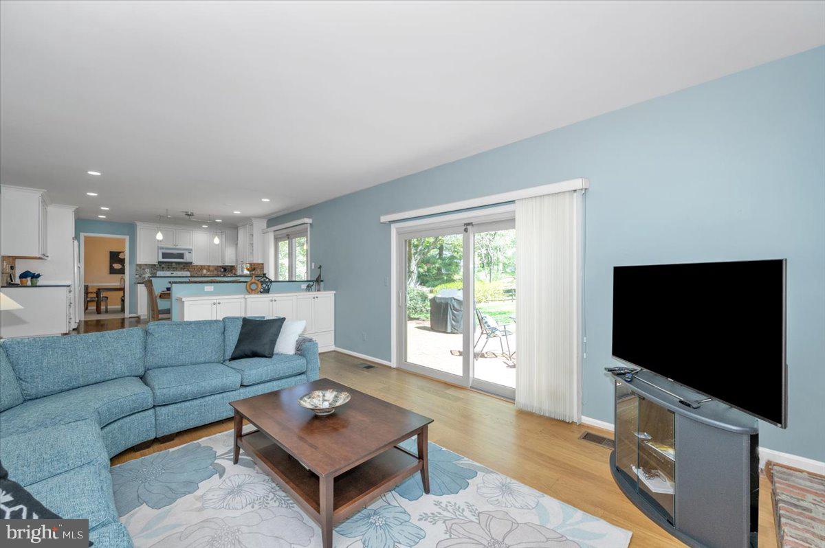 WILLIAMS RANGE - Residential