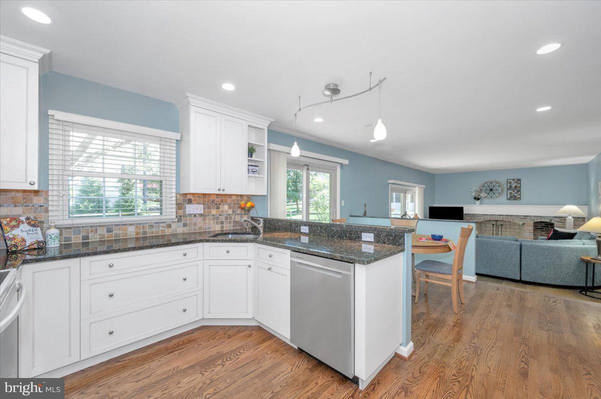 WILLIAMS RANGE - Residential