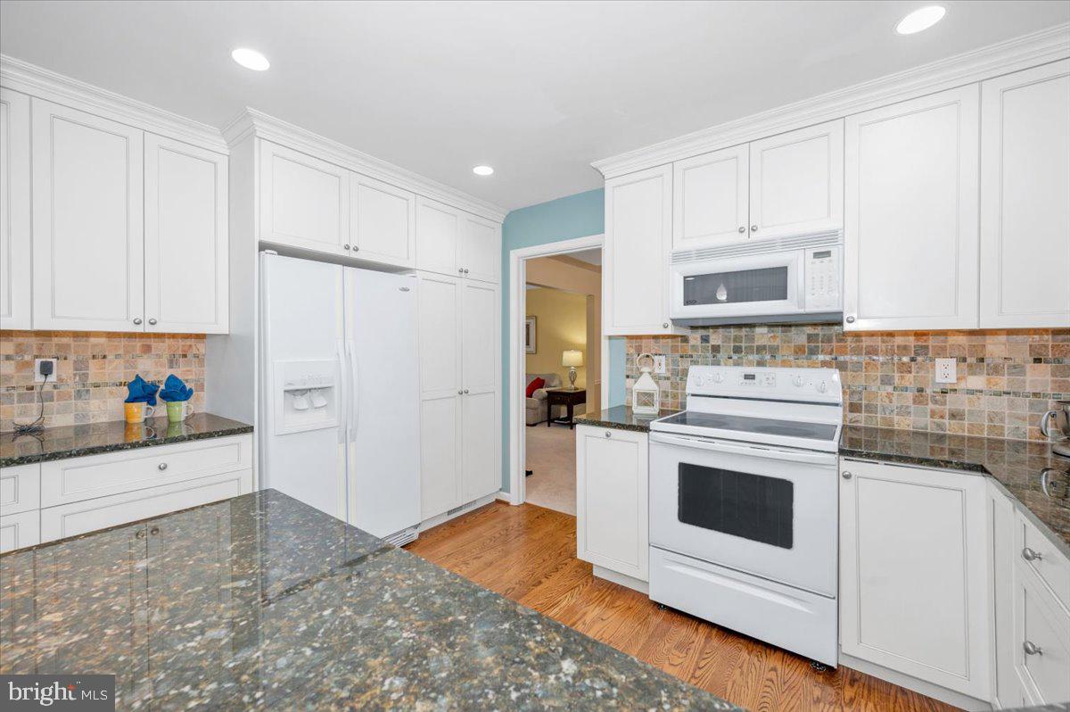 WILLIAMS RANGE - Residential