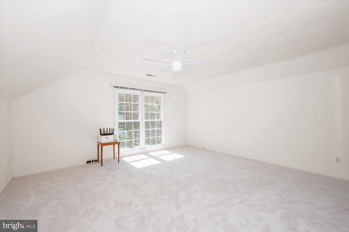 WILLIAMS RANGE - Residential