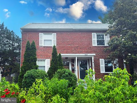 2015 20TH ROAD N ARLINGTON VA 22201