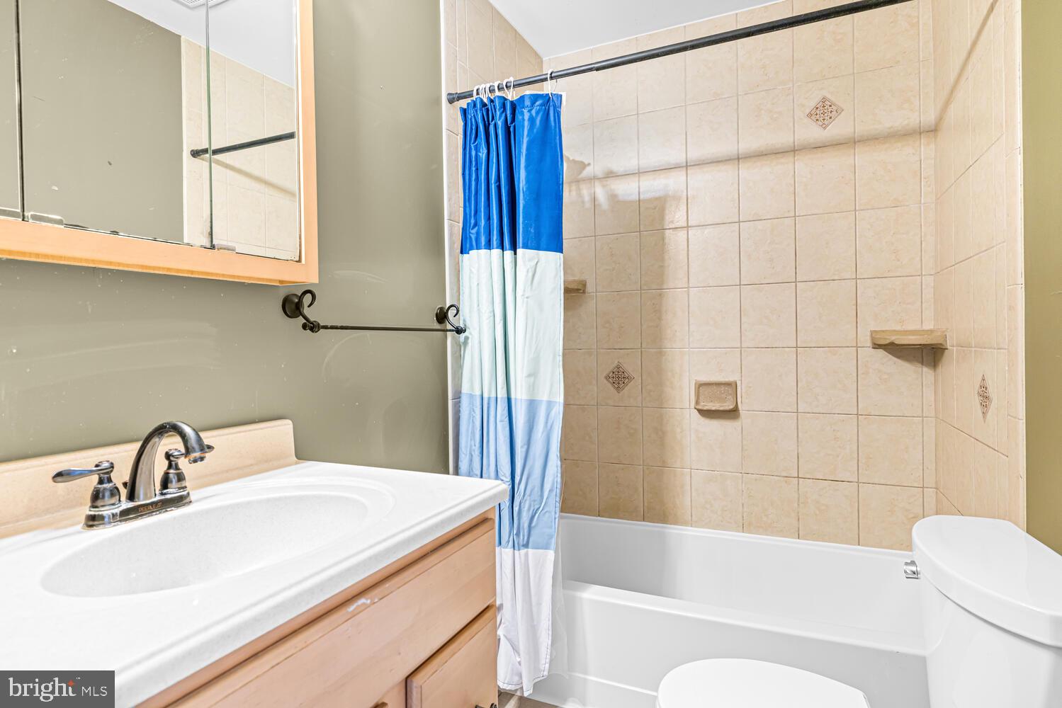 GREEN WILLOW RUN - Residential