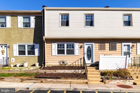 Townhouse For Sale - 515 N York Road #1C<br/> WILLOW GROVE, PA 19090