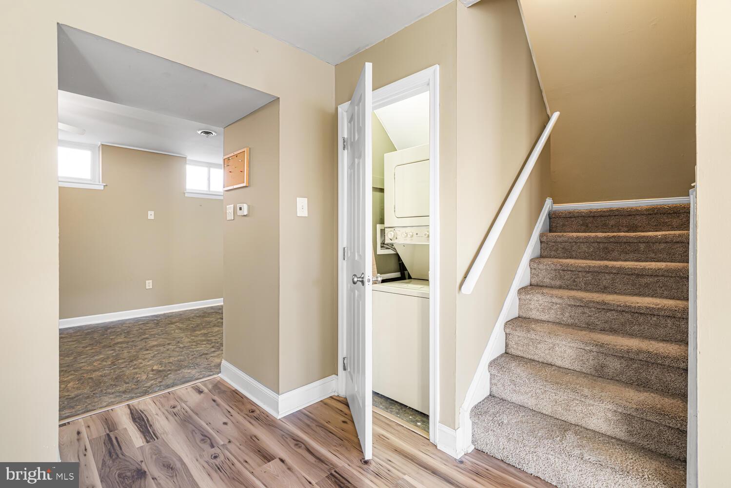 GREEN WILLOW RUN - Residential