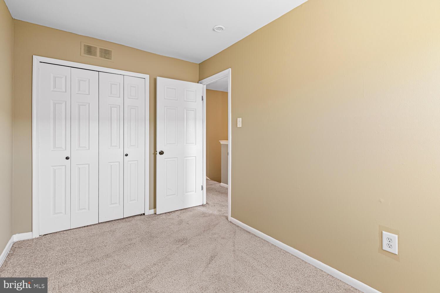 GREEN WILLOW RUN - Residential