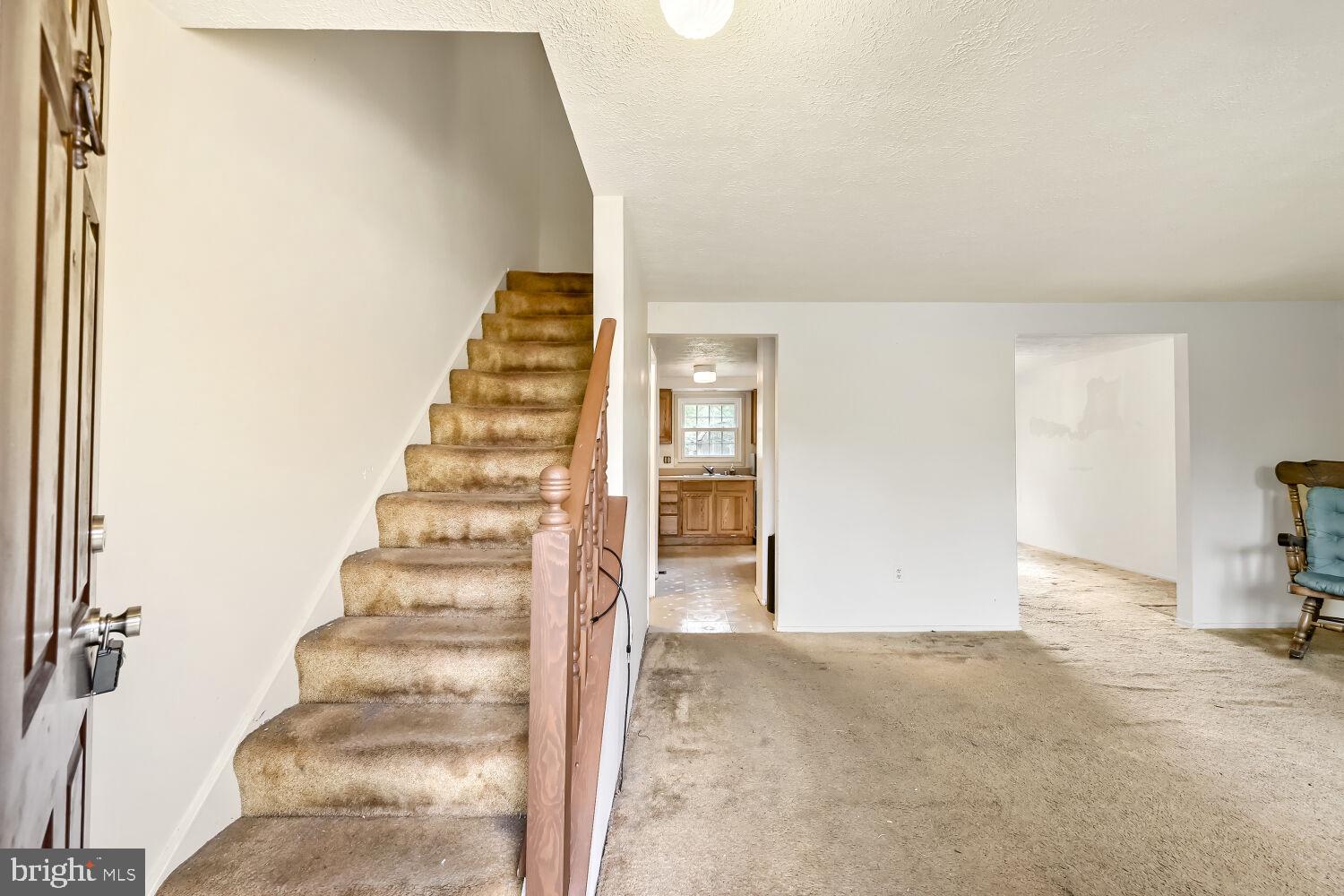 7997 WOODHALL DRIVE