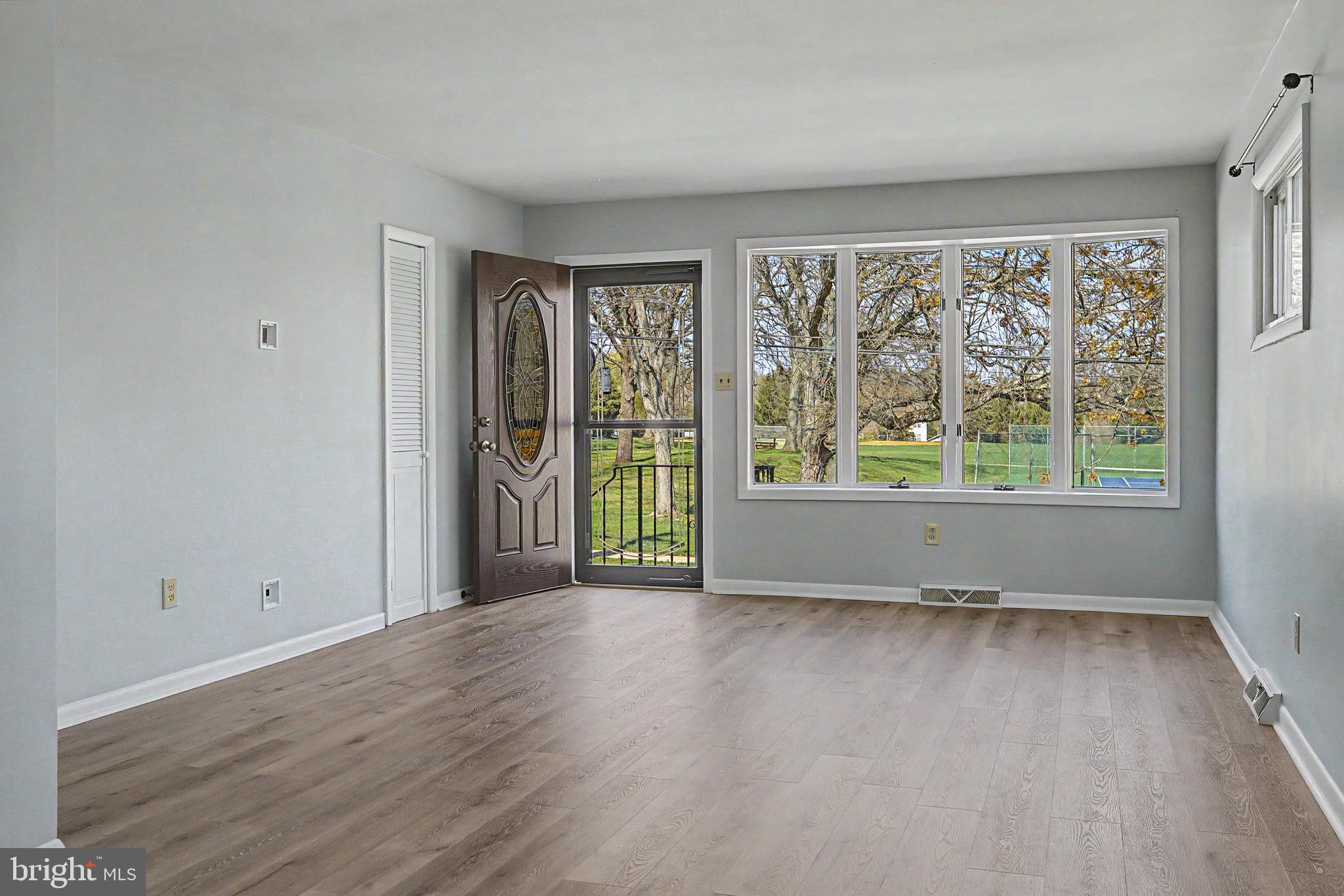 ARDSLEY - Residential