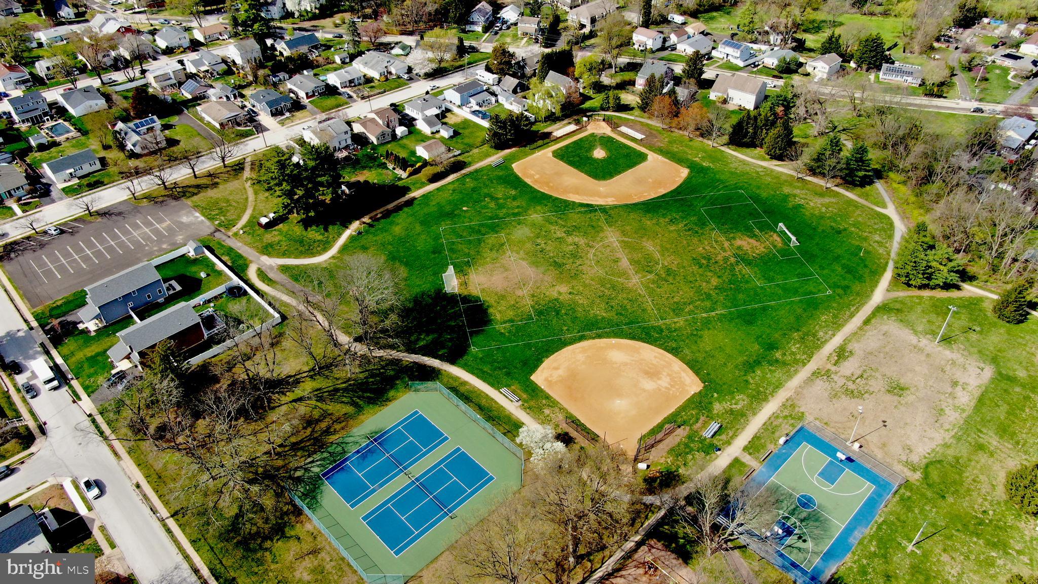 ARDSLEY - Residential