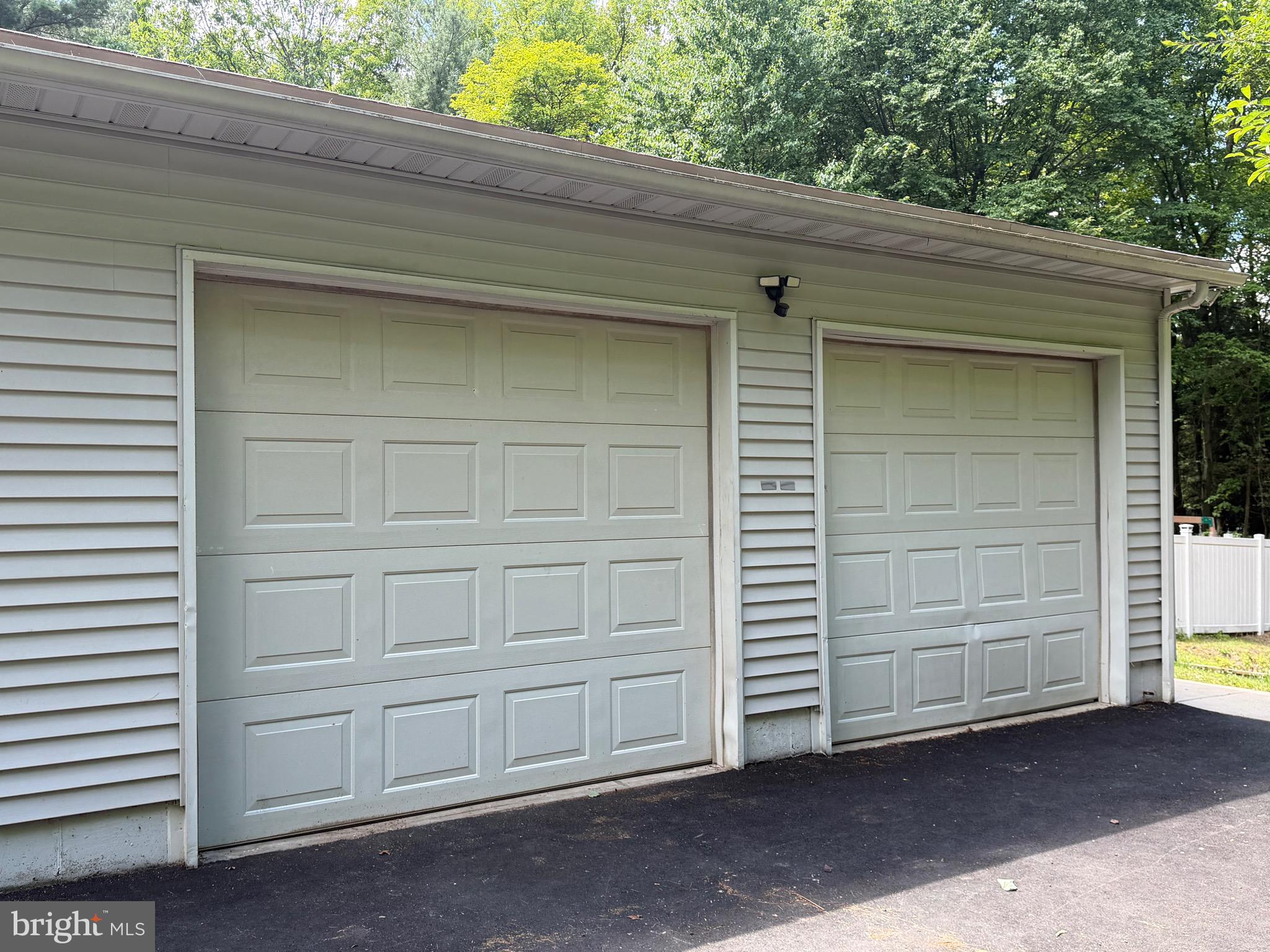 60 SASSAFRAS ROAD