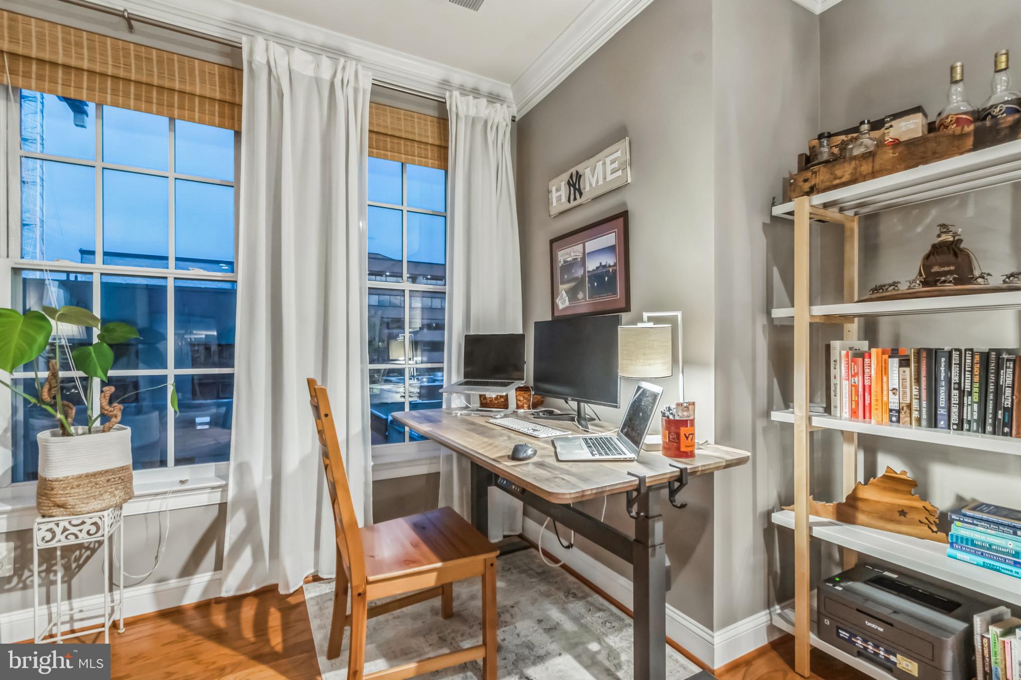 ABINGDON ROW - Residential