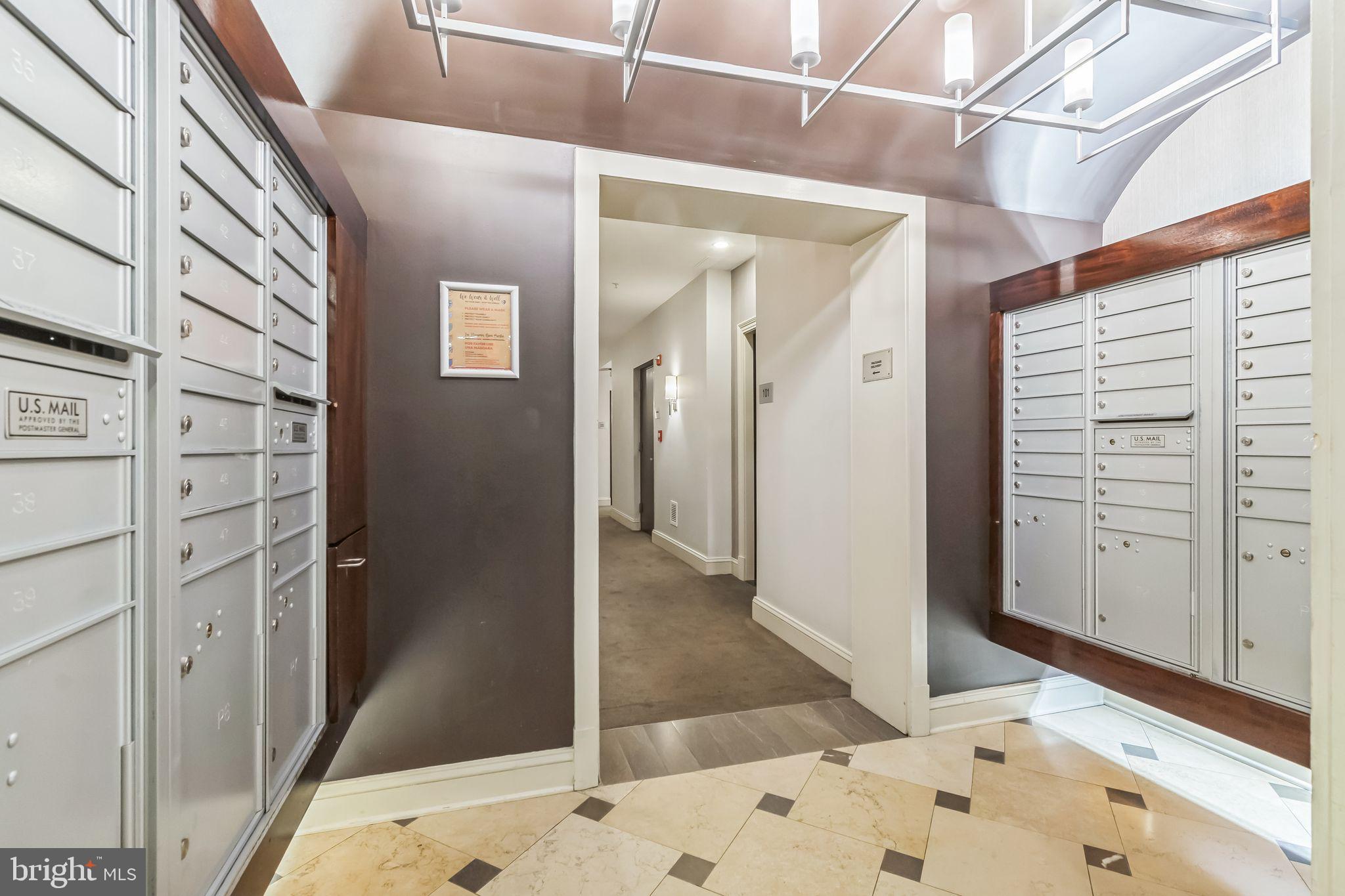 ABINGDON ROW - Residential