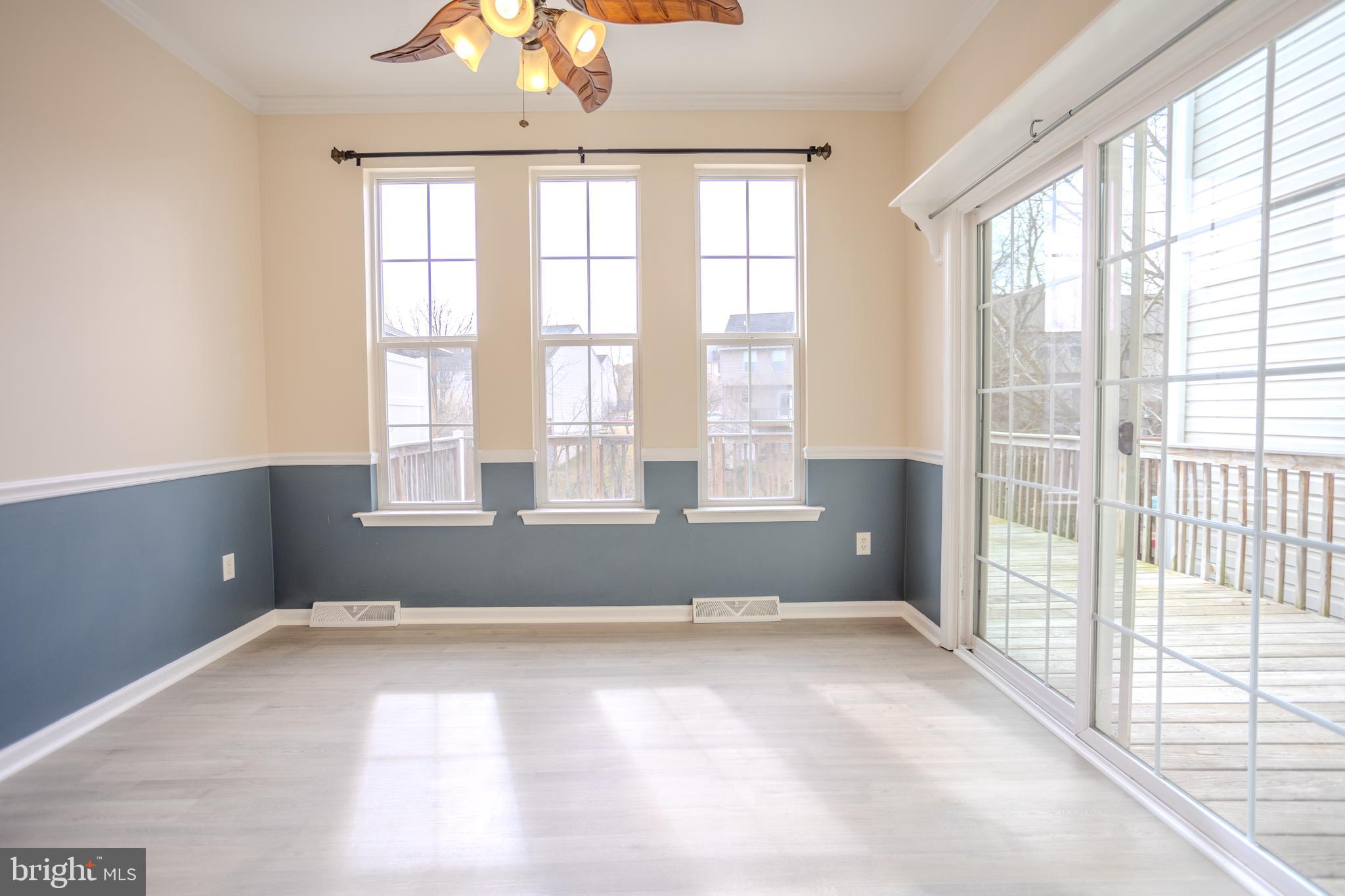 COLONIAL HILLS - Residential