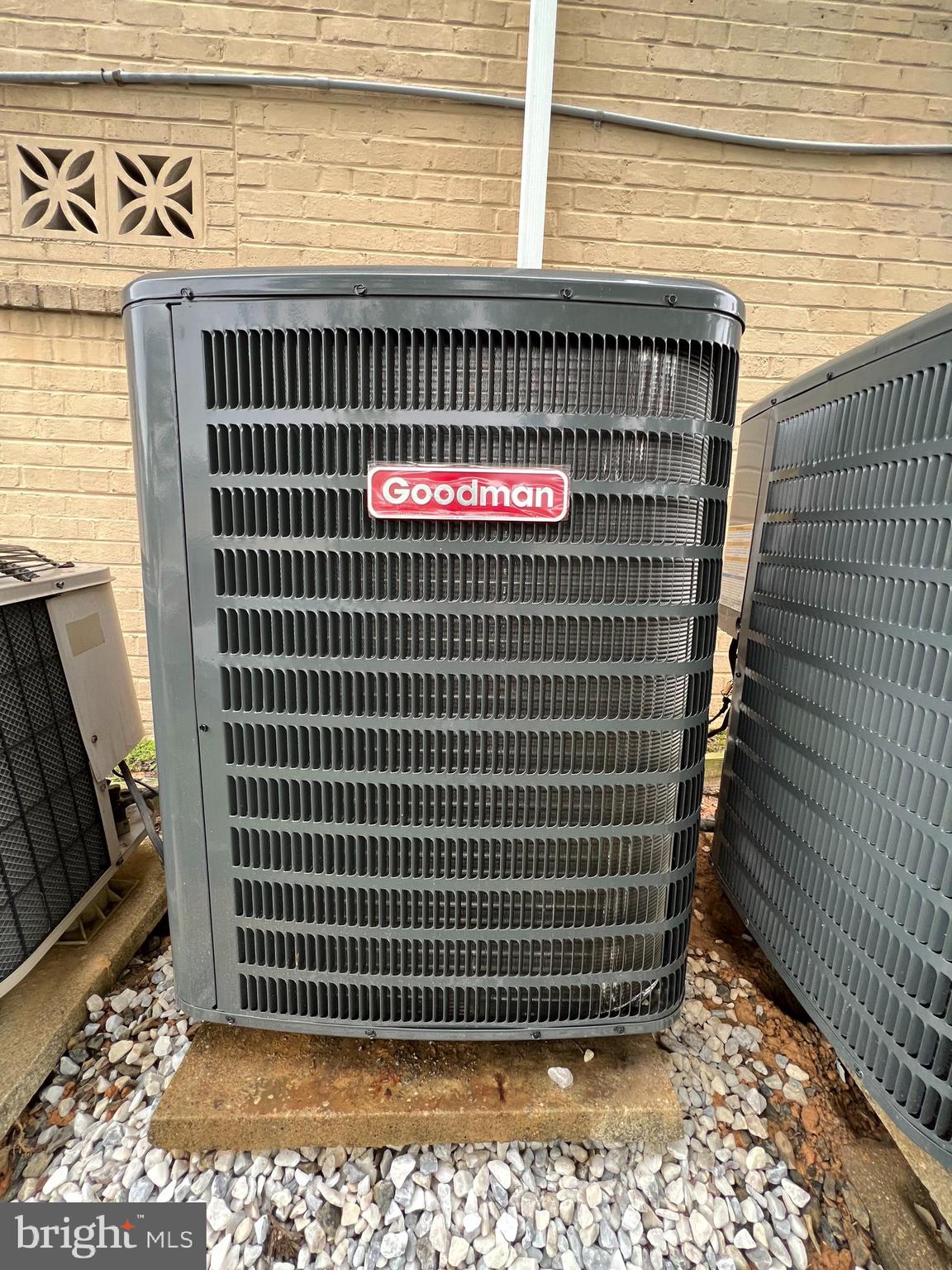 VILLAGE AT FALLS CHURCH - Residential