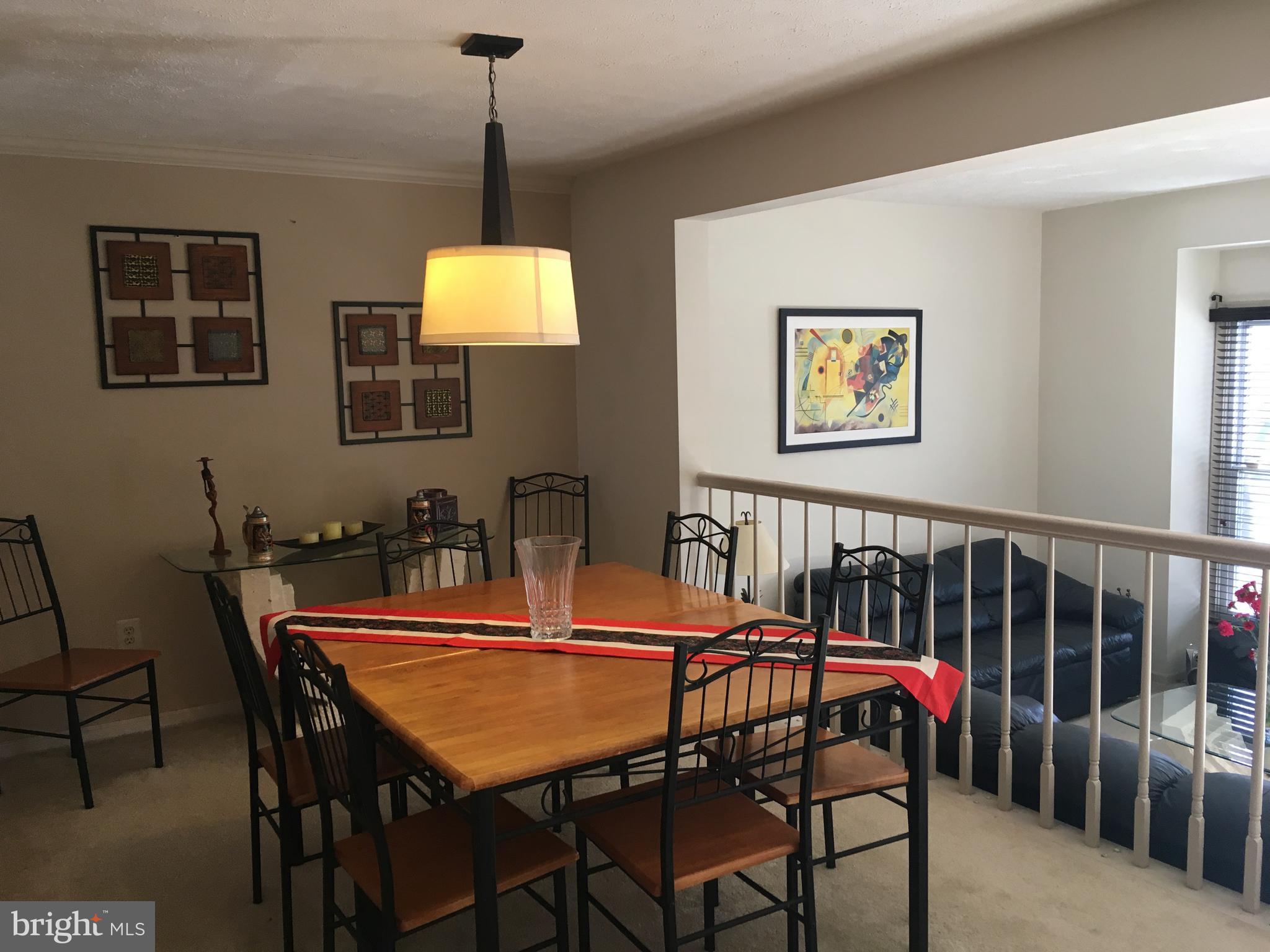 OAK WEST - Residential