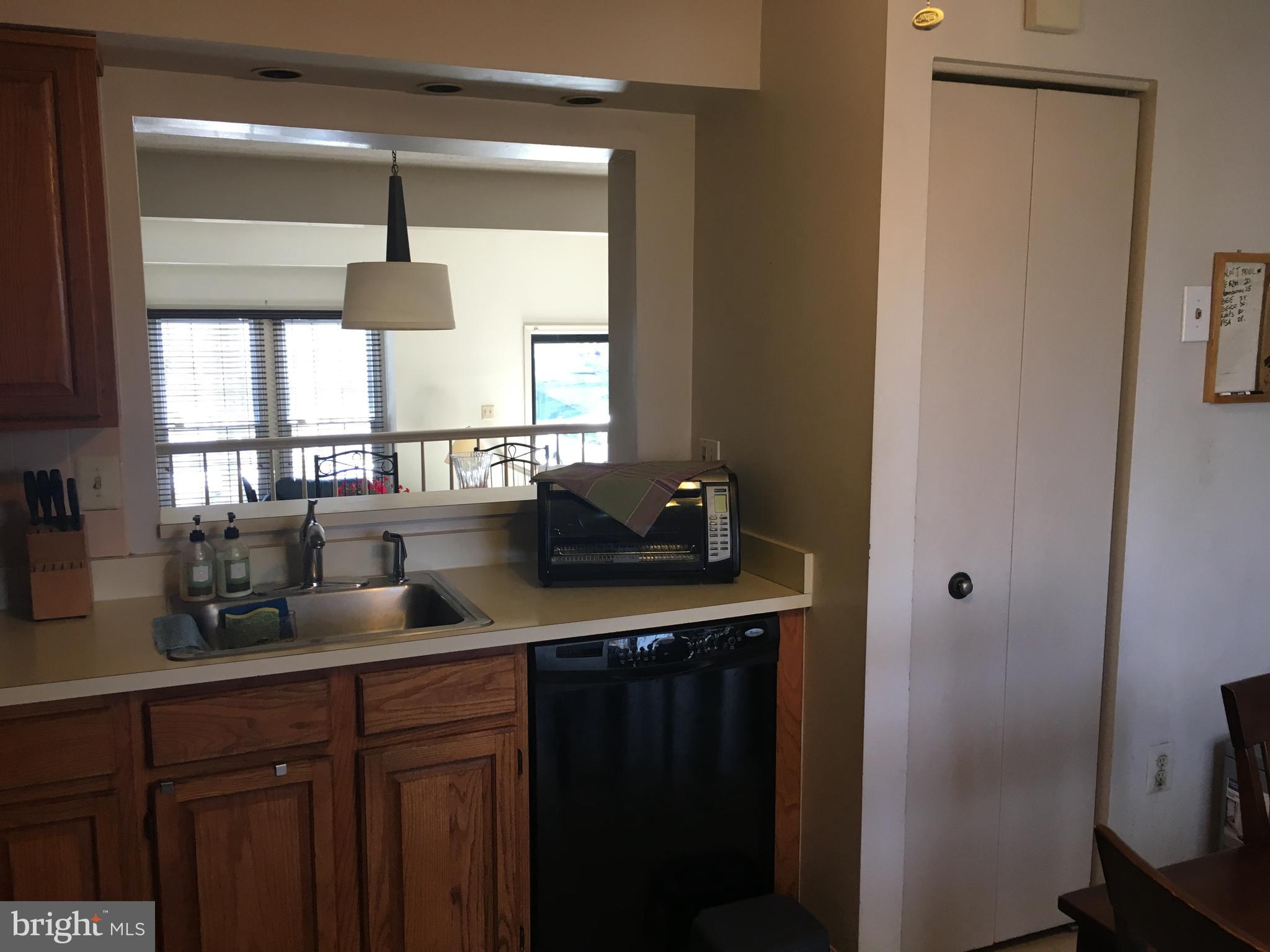 OAK WEST - Residential