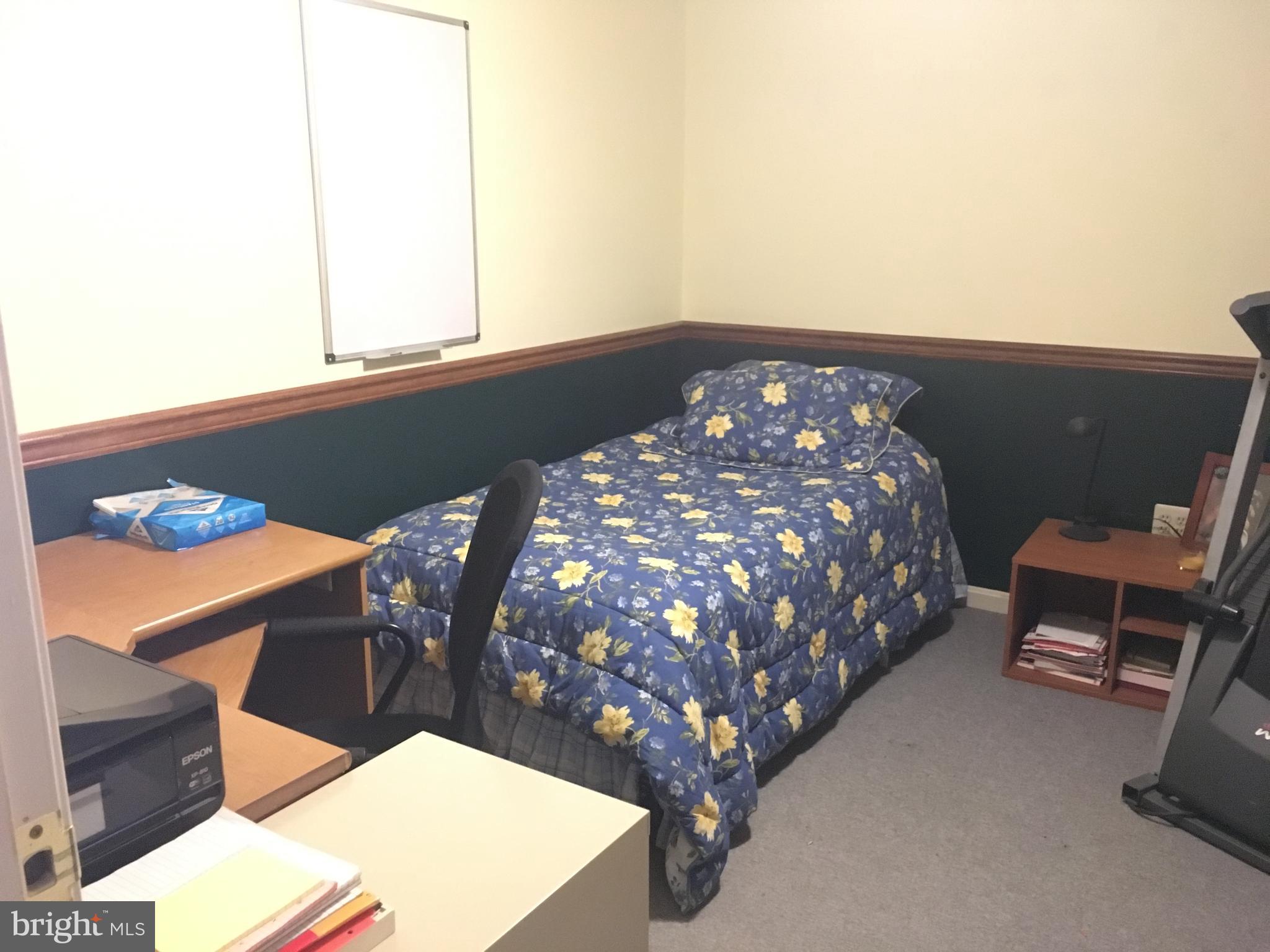 OAK WEST - Residential