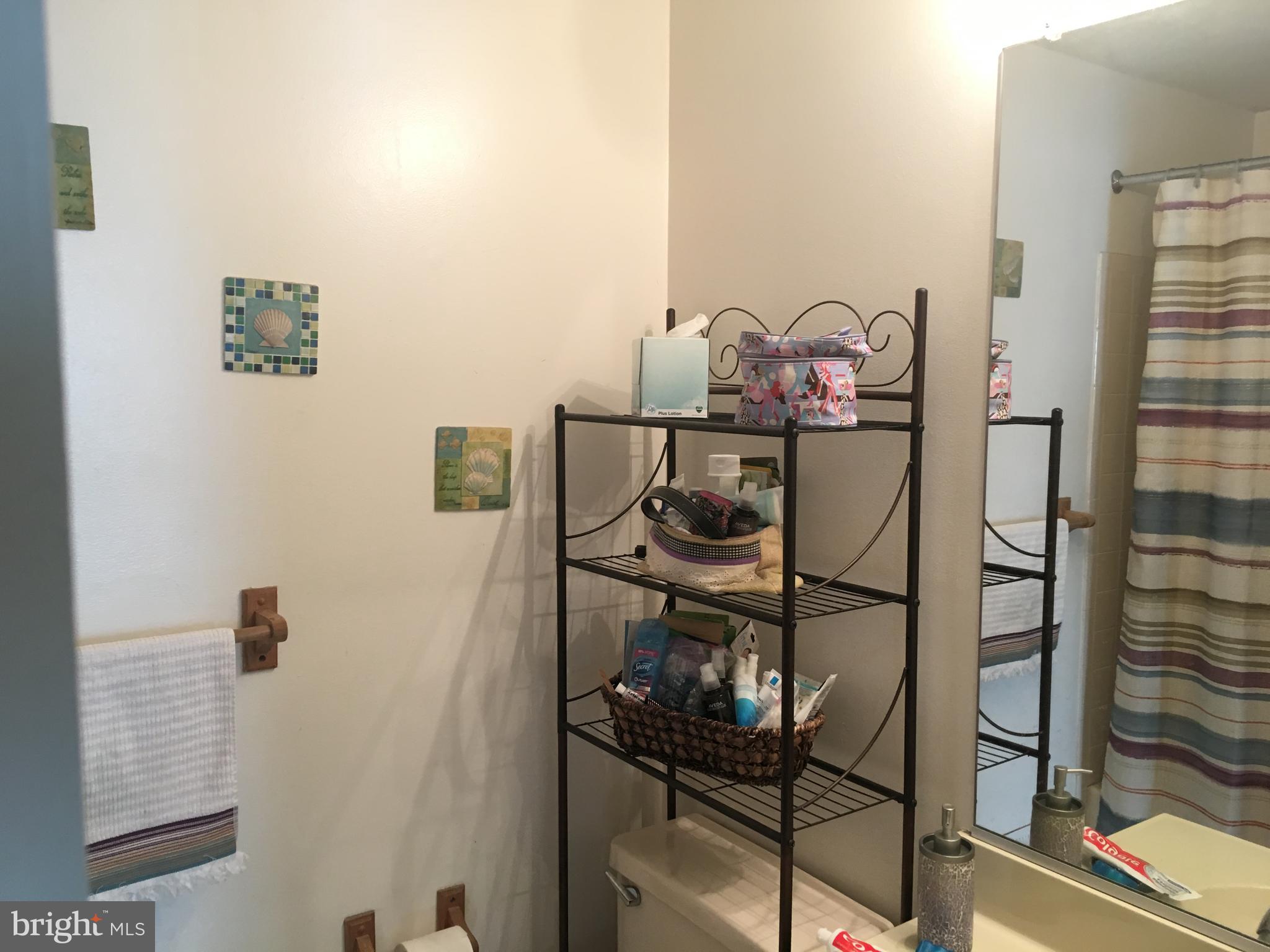 OAK WEST - Residential