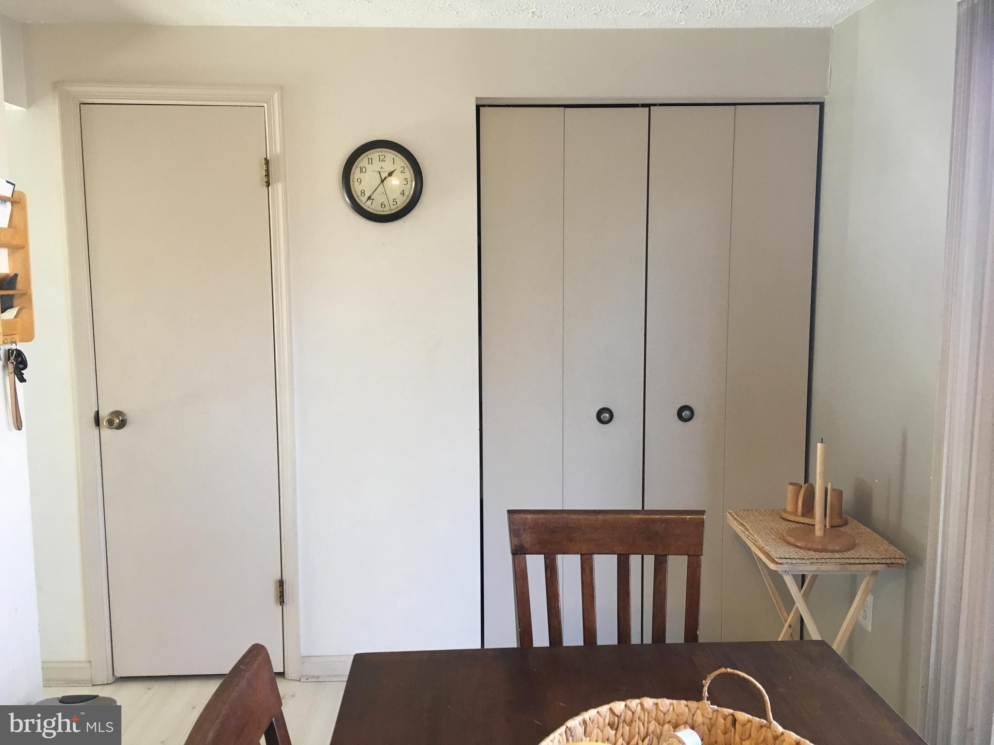 OAK WEST - Residential