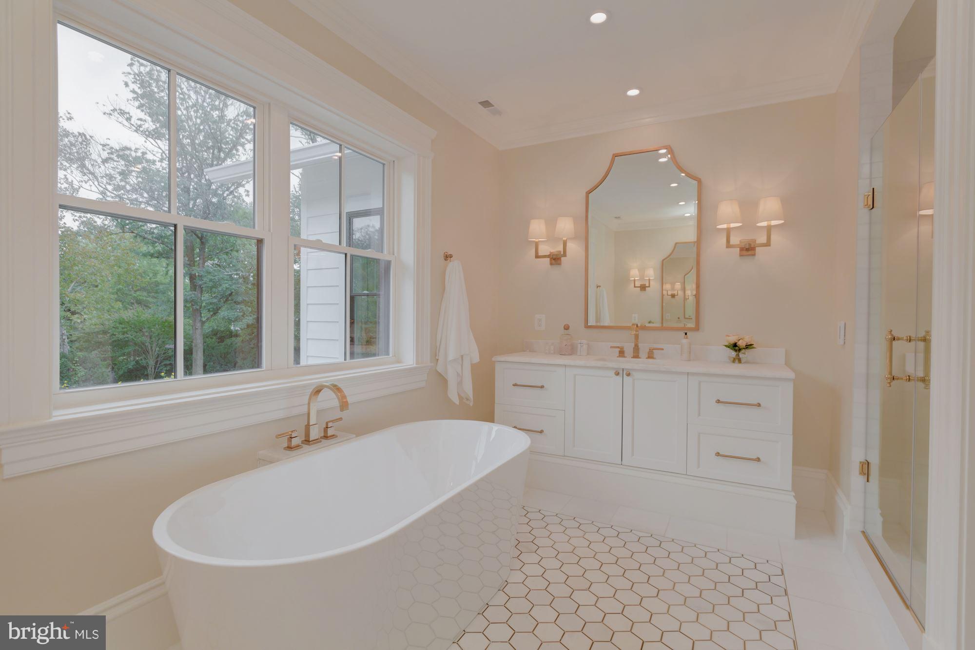 ALEXANDRIA - Residential