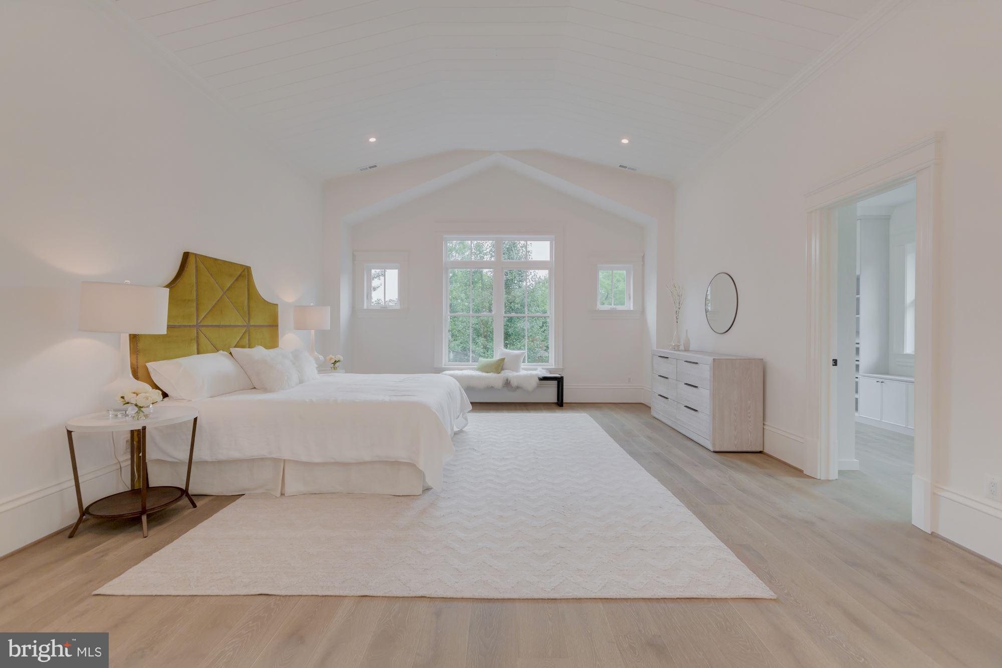 ALEXANDRIA - Residential