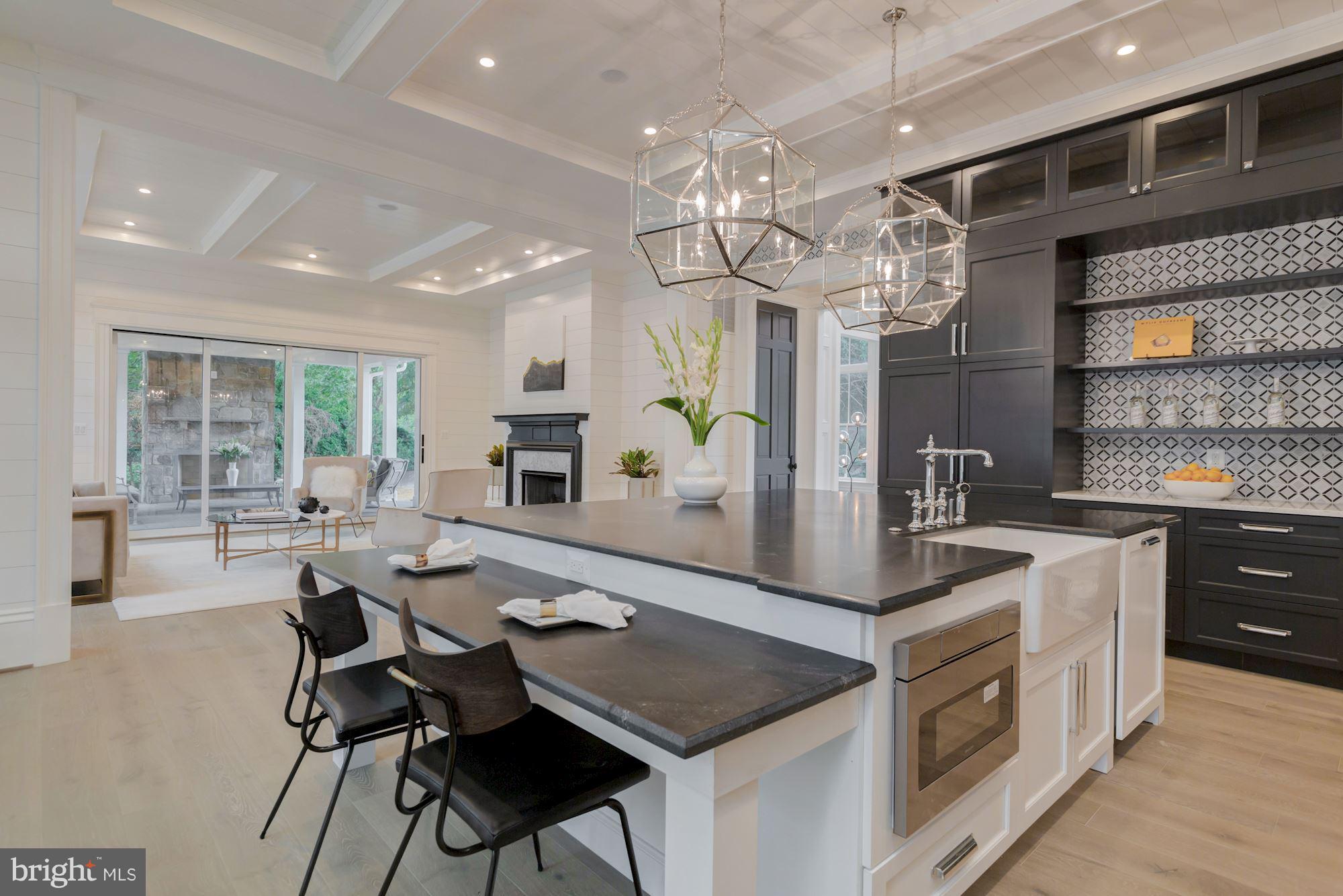 ALEXANDRIA - Residential