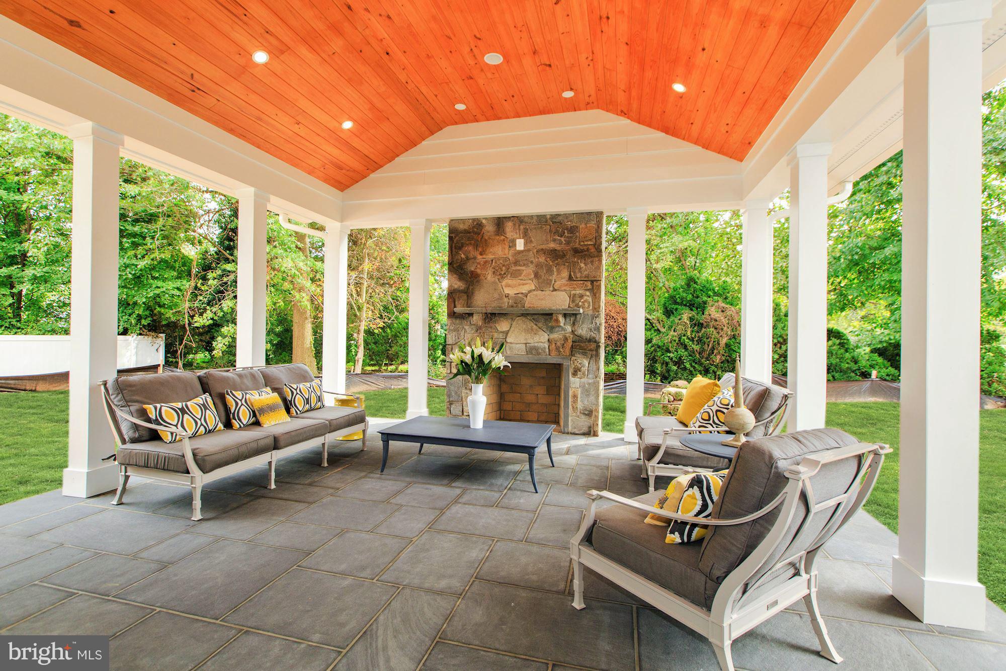 ALEXANDRIA - Residential